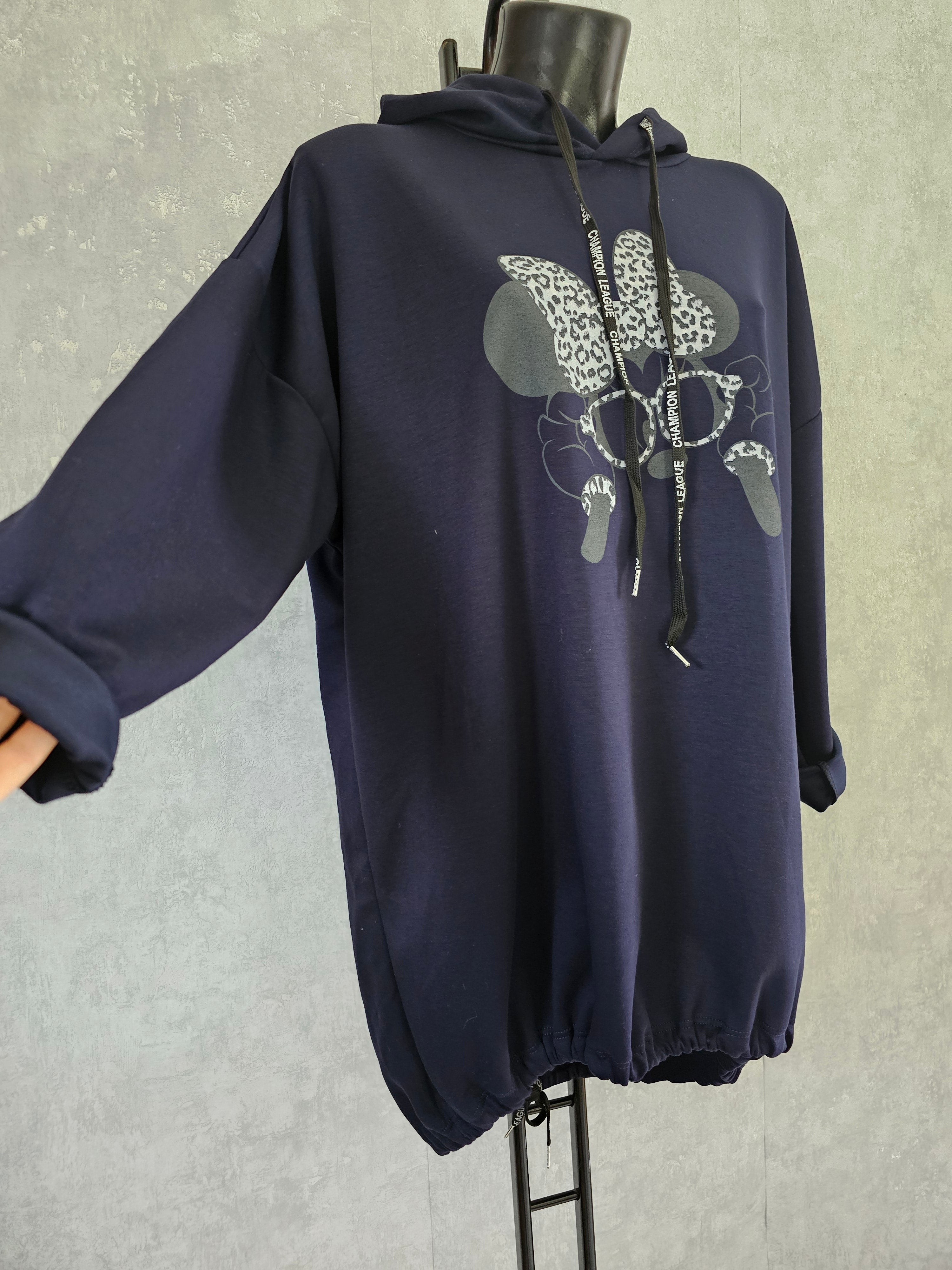 Oversize Damen Tunika mit Kapuze und Print
