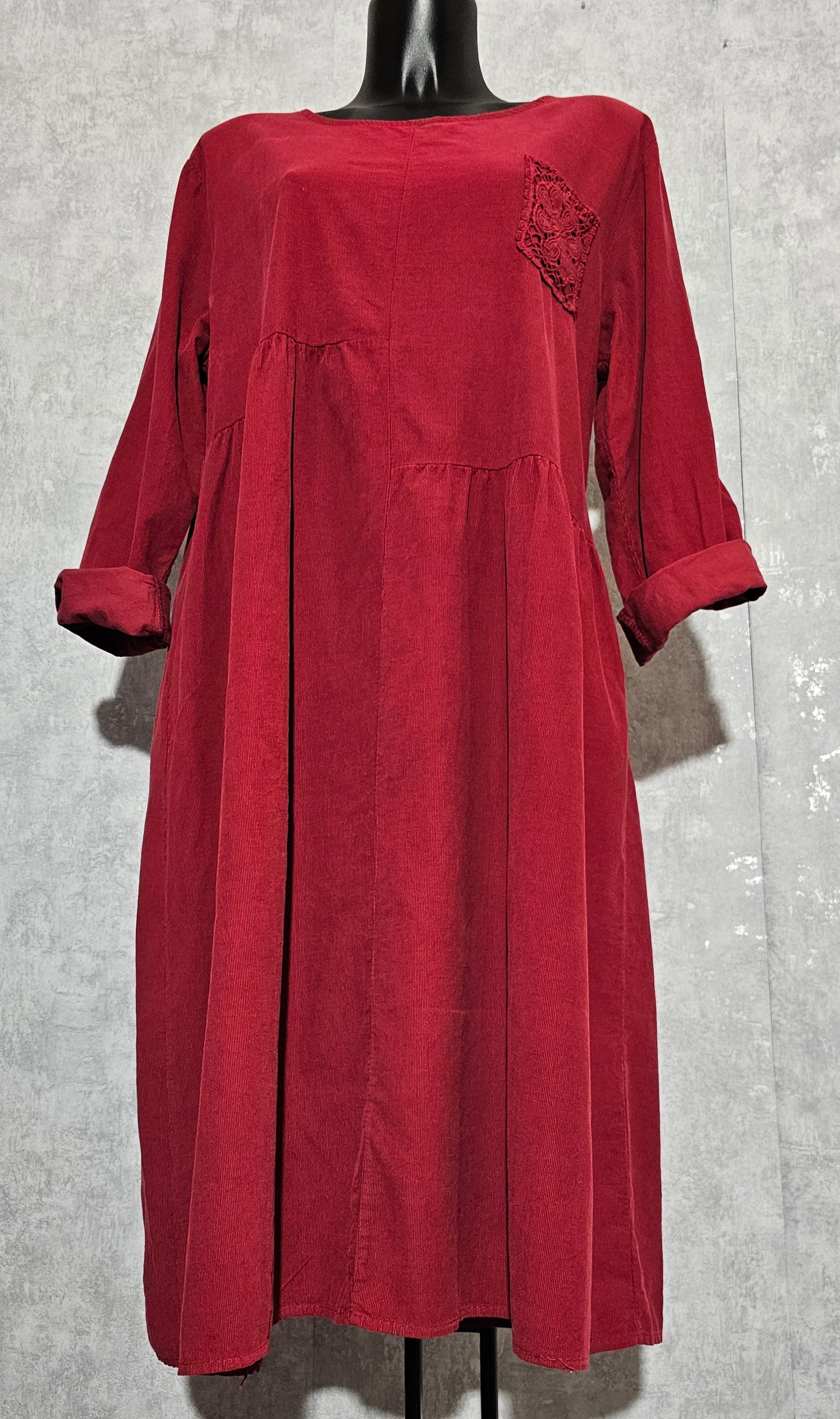Damenkleid aus 100% Baumwolle – Oversize mit Taschen