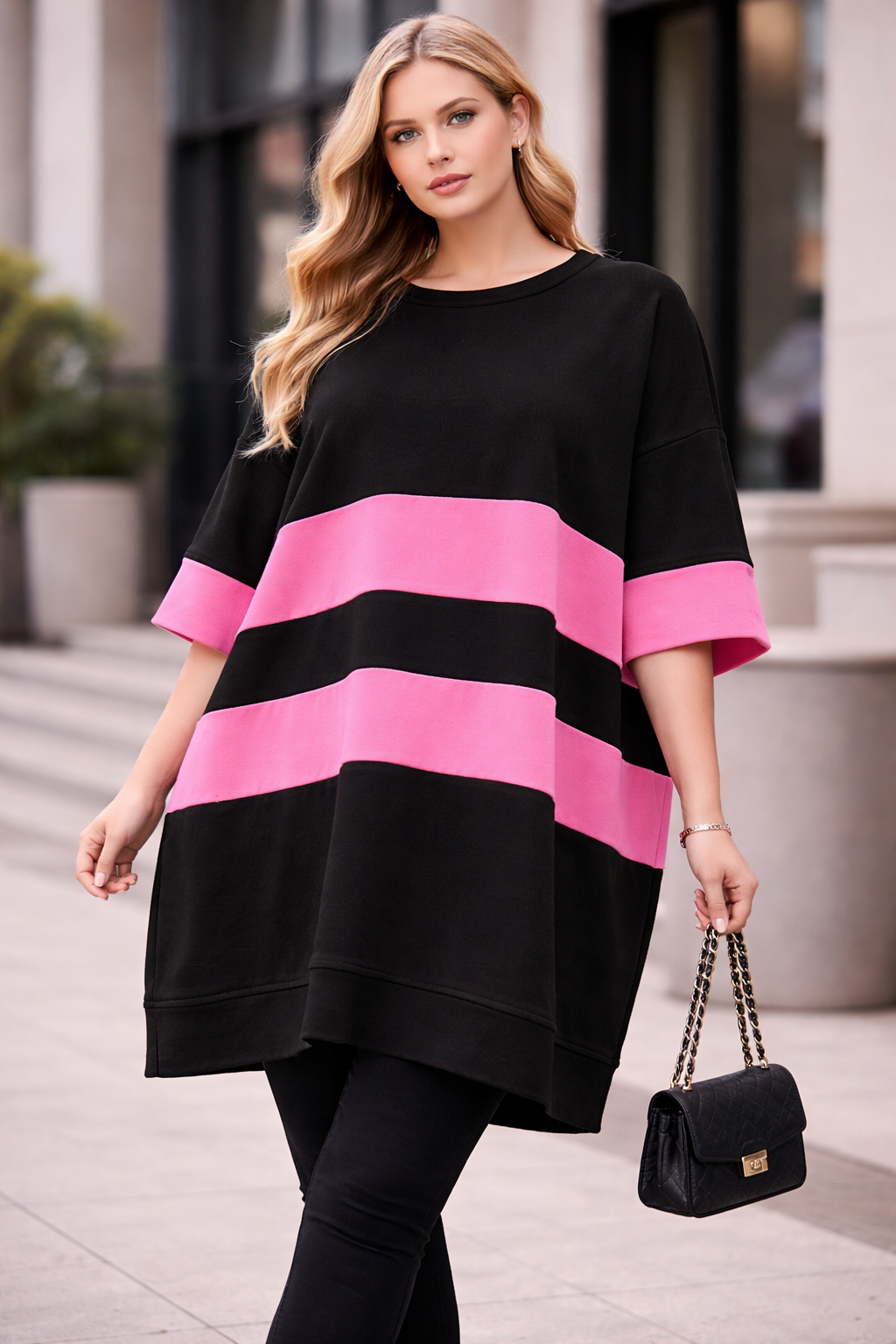 Oversize Tunika mit Streifen – Schwarz/Rosa (Plus Size)