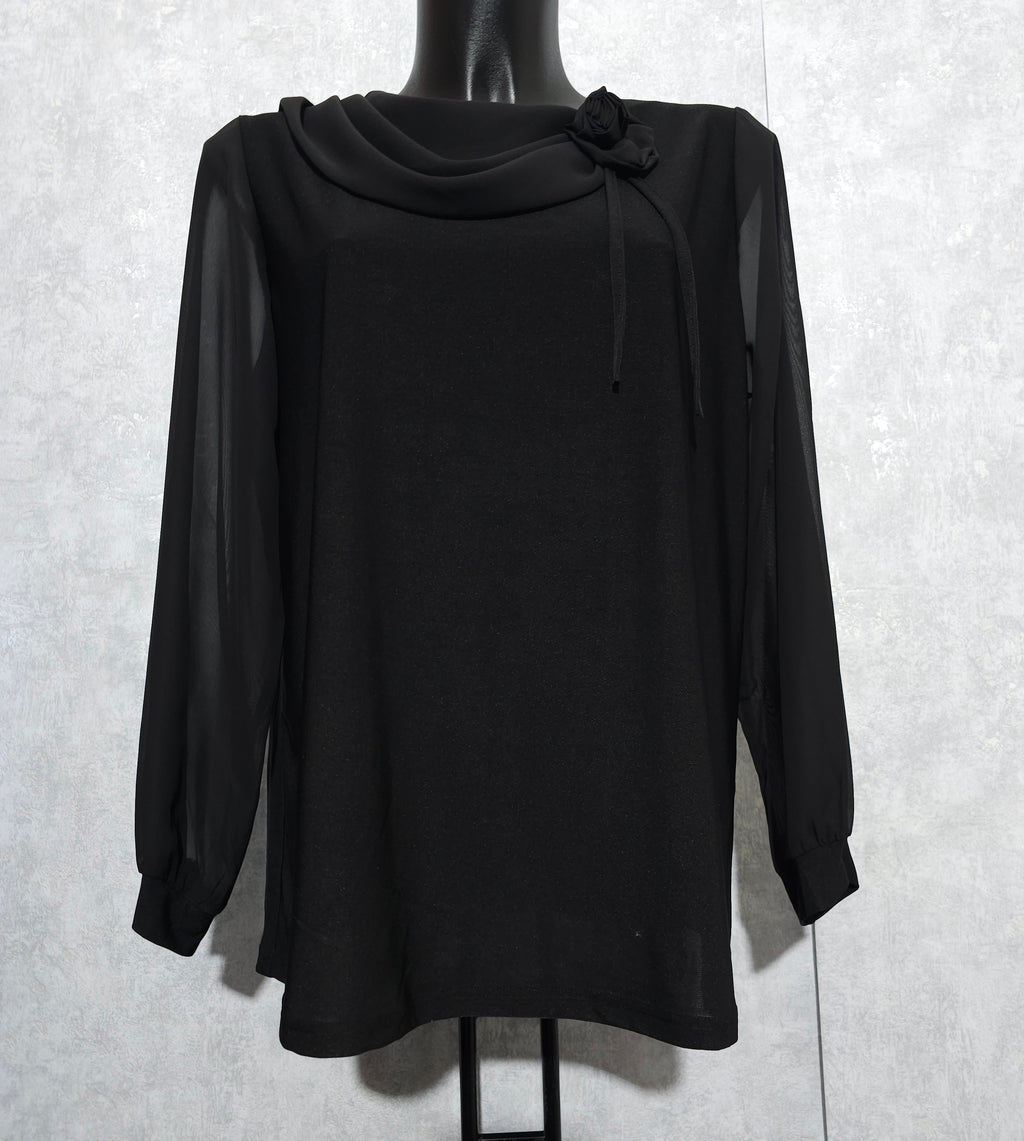 Elegante Chiffonbluse mit Blumen-Detail – Made in Europe