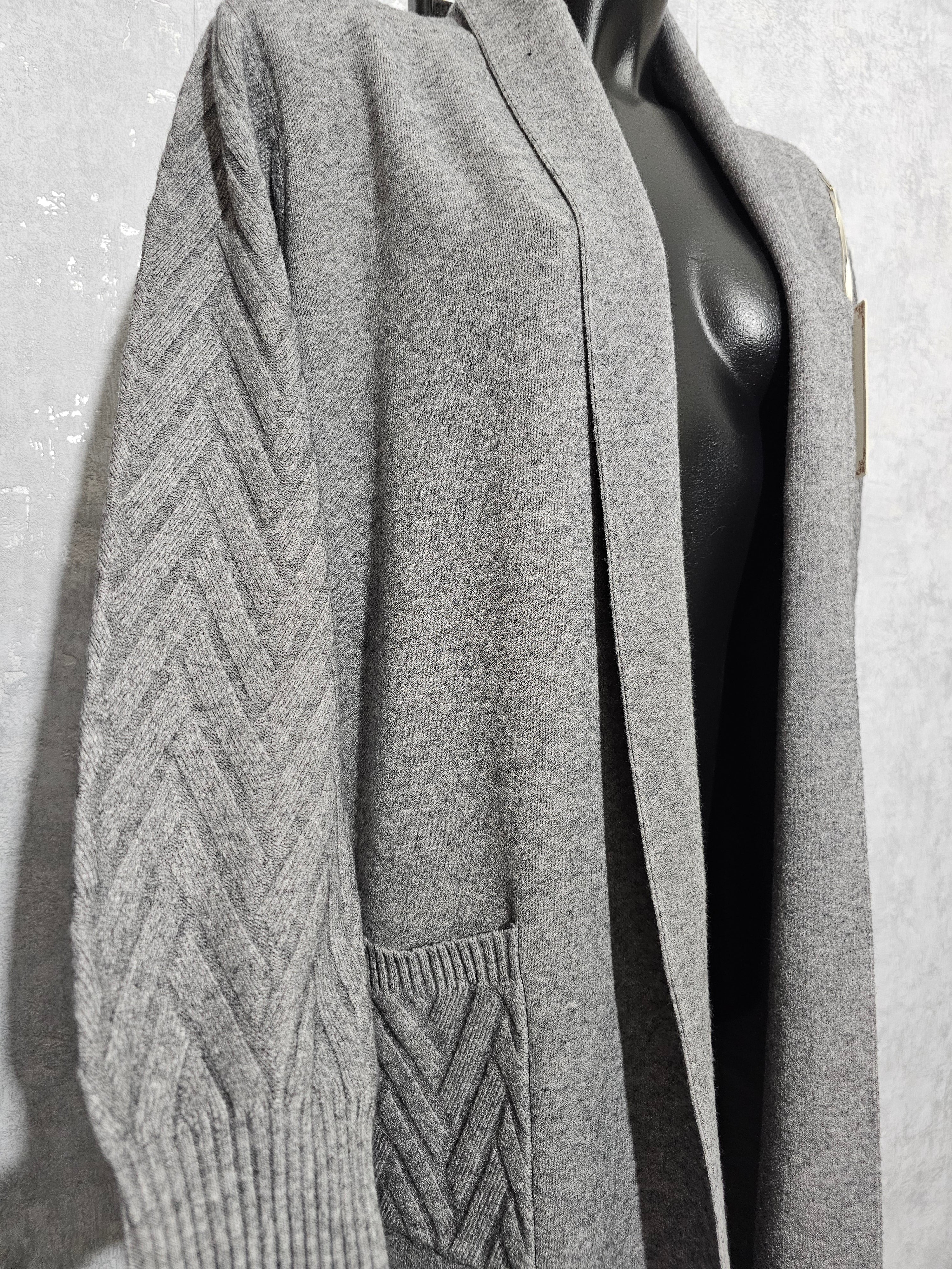 Elegante Strickjacke in Grau mit Kaschmir – weich & stilvoll