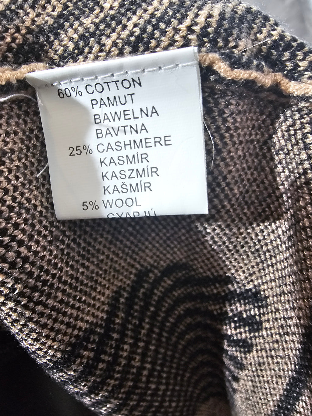 Paris Fashion Cardigan – Premium Kaschmir-Anteil, M/L – Beige/Schwarz, Fransen – Weich & Warm