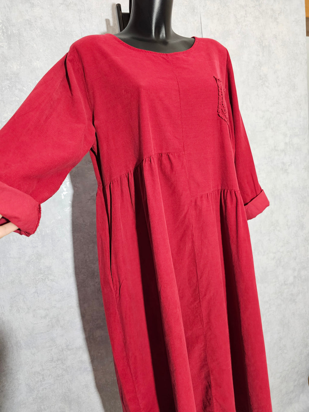 Damenkleid aus 100% Baumwolle – Oversize mit Taschen