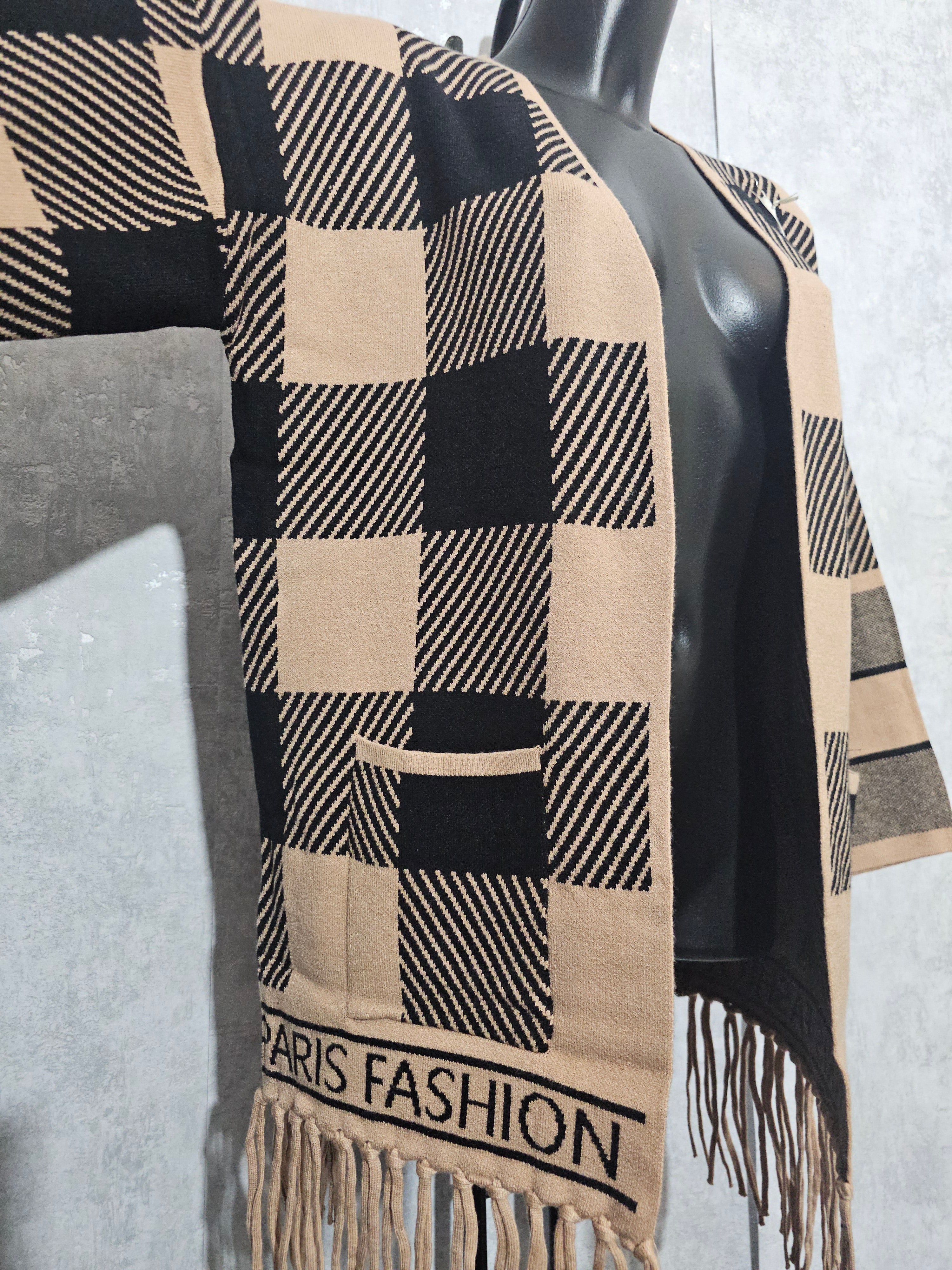 Paris Fashion Cardigan – Premium Kaschmir-Anteil, M/L – Beige/Schwarz, Fransen – Weich & Warm