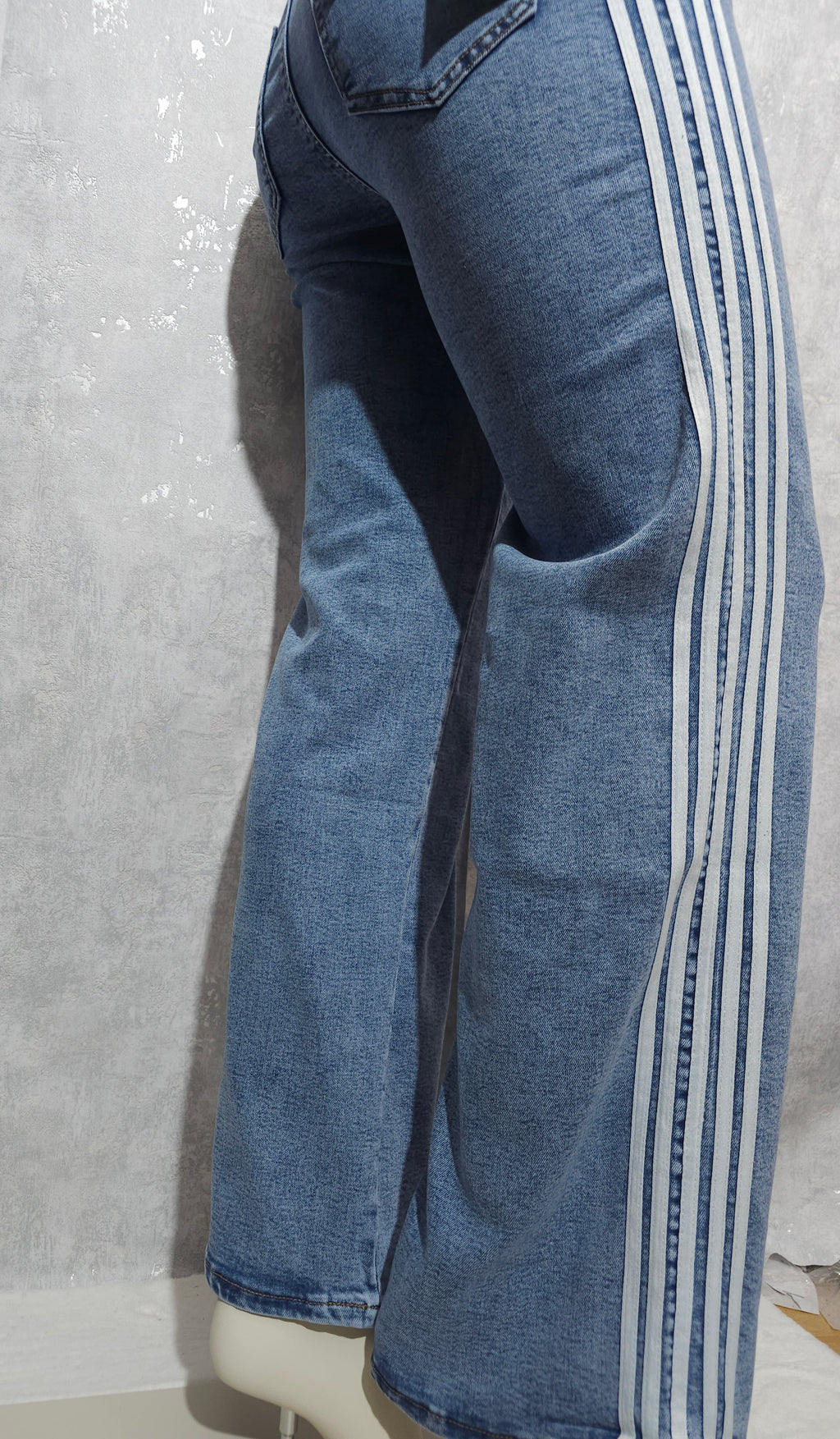 Wide Leg Jeans mit Streifen, L bis 4XL