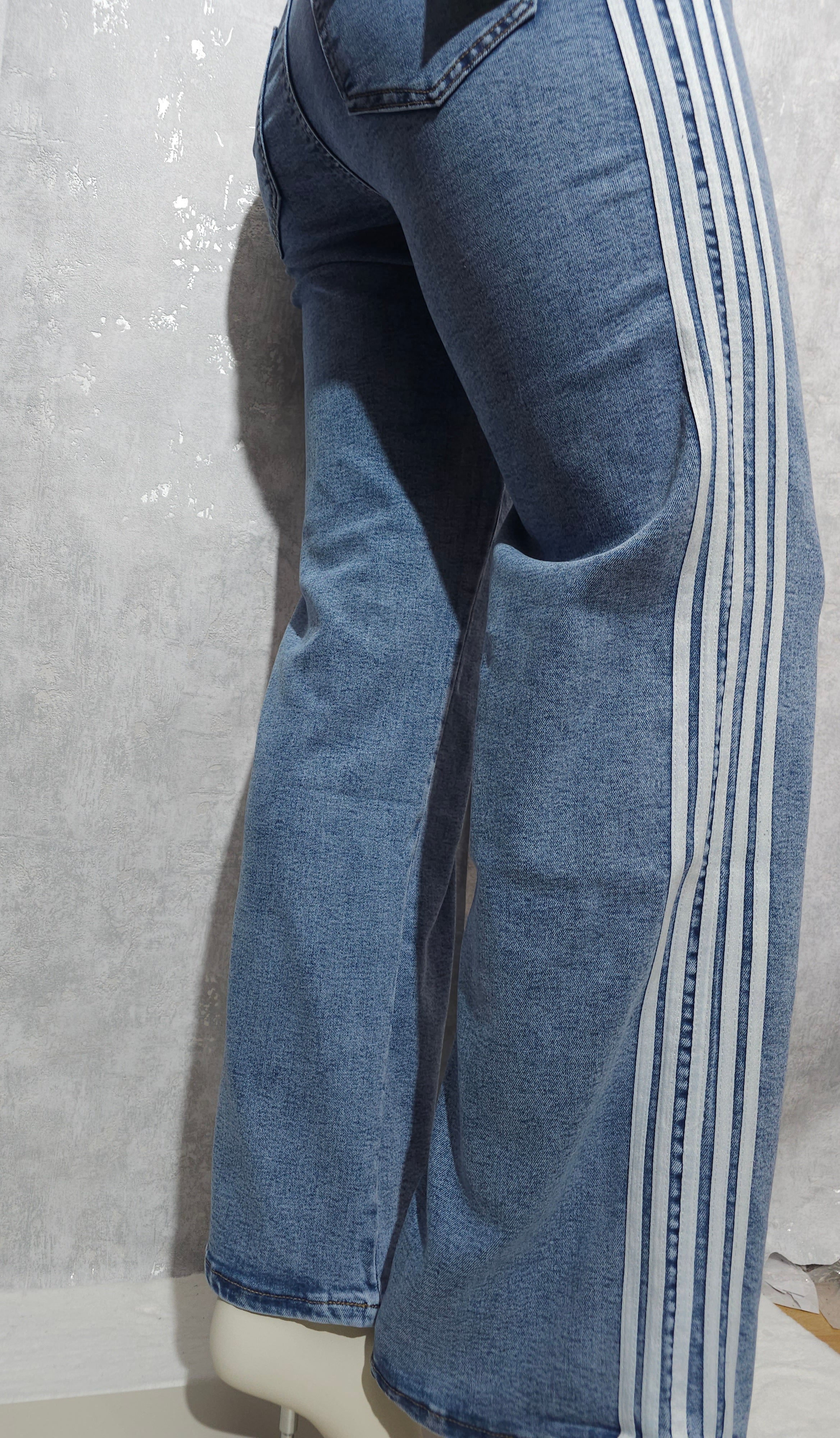 Wide Leg Jeans mit Streifen, L bis 4XL