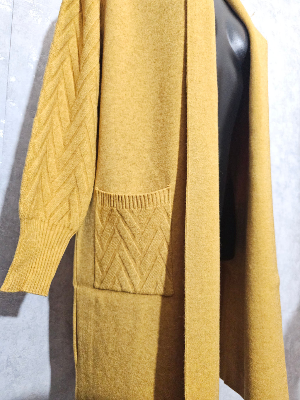 Eleganter Strick-Cardigan in Gelb