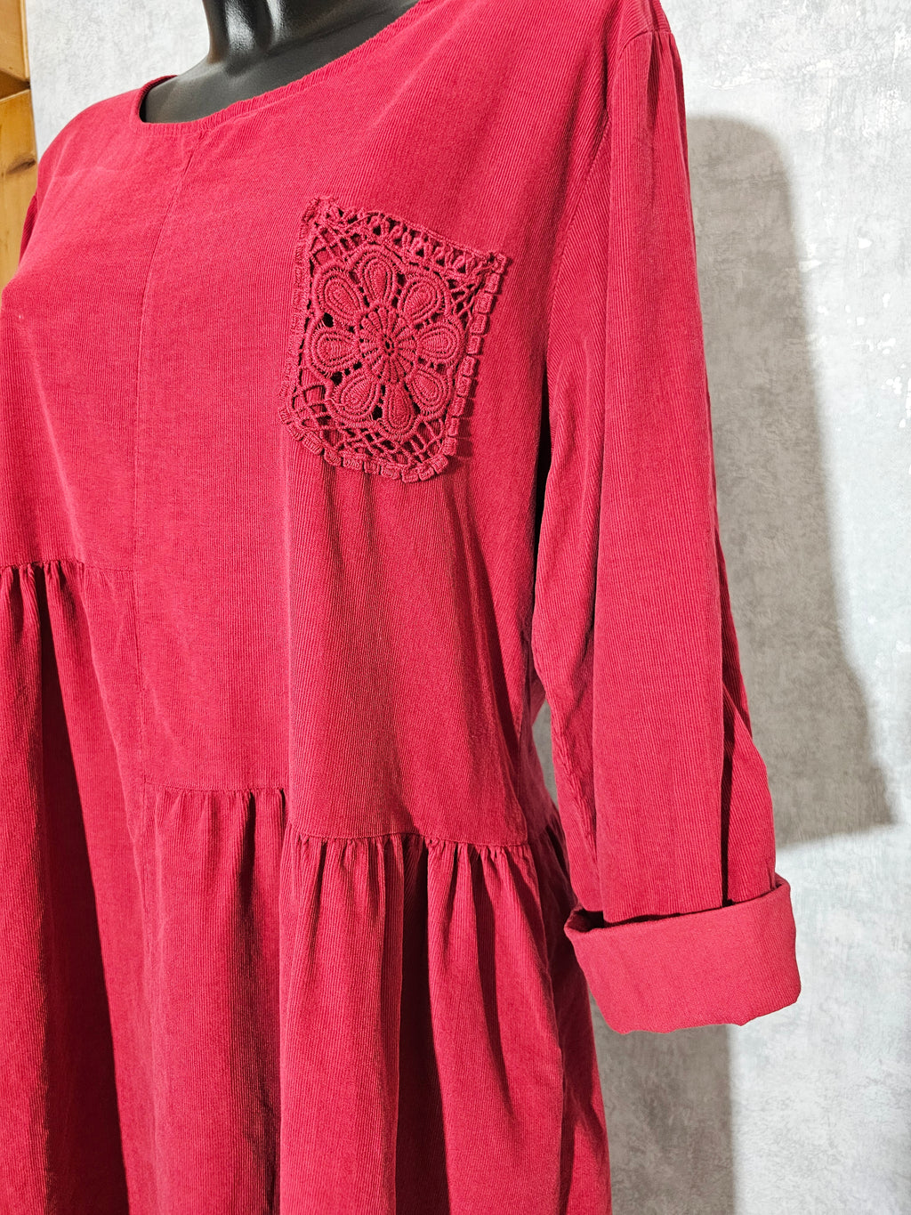 Damenkleid aus 100% Baumwolle – Oversize mit Taschen