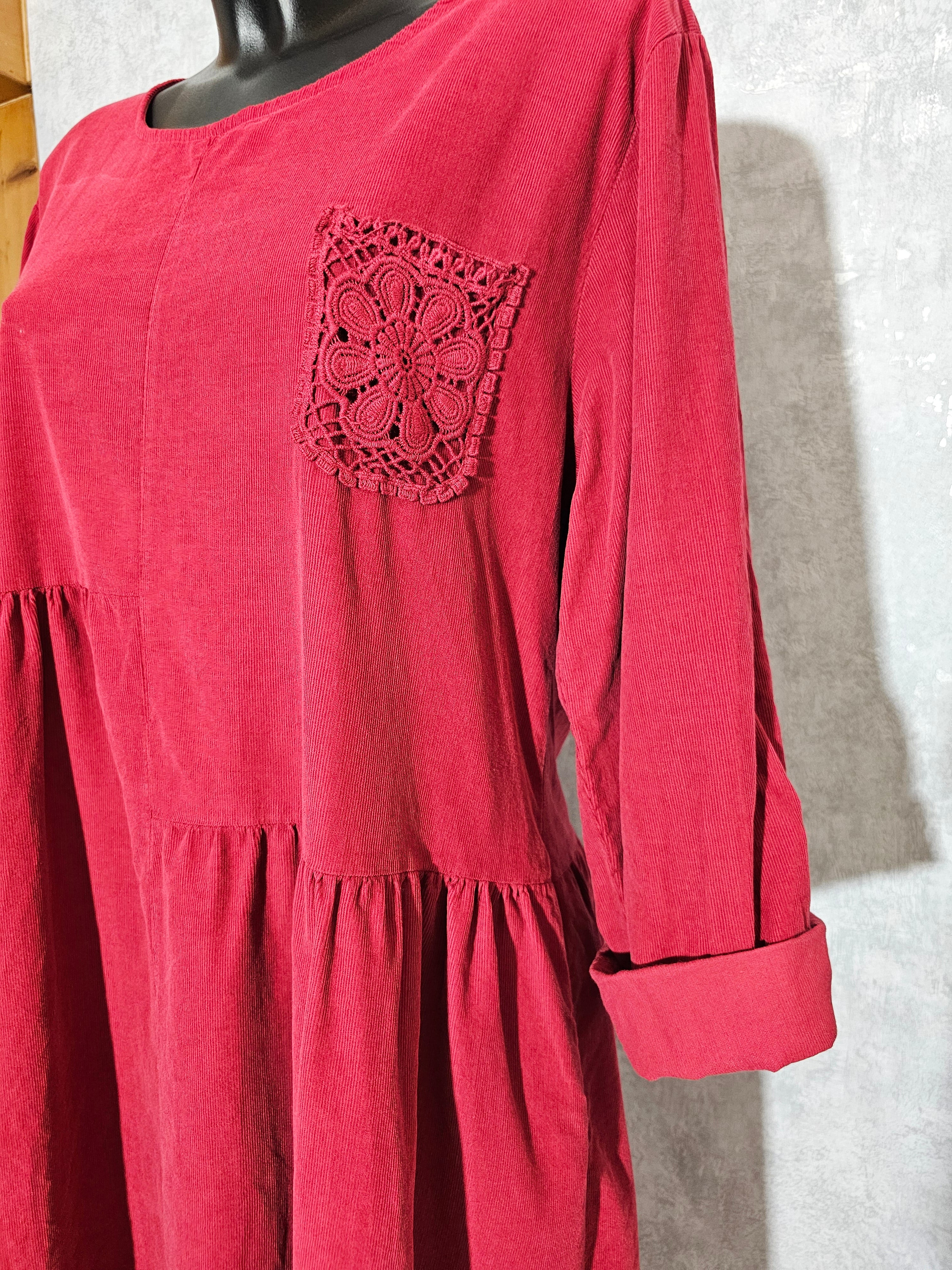 Damenkleid aus 100% Baumwolle – Oversize mit Taschen