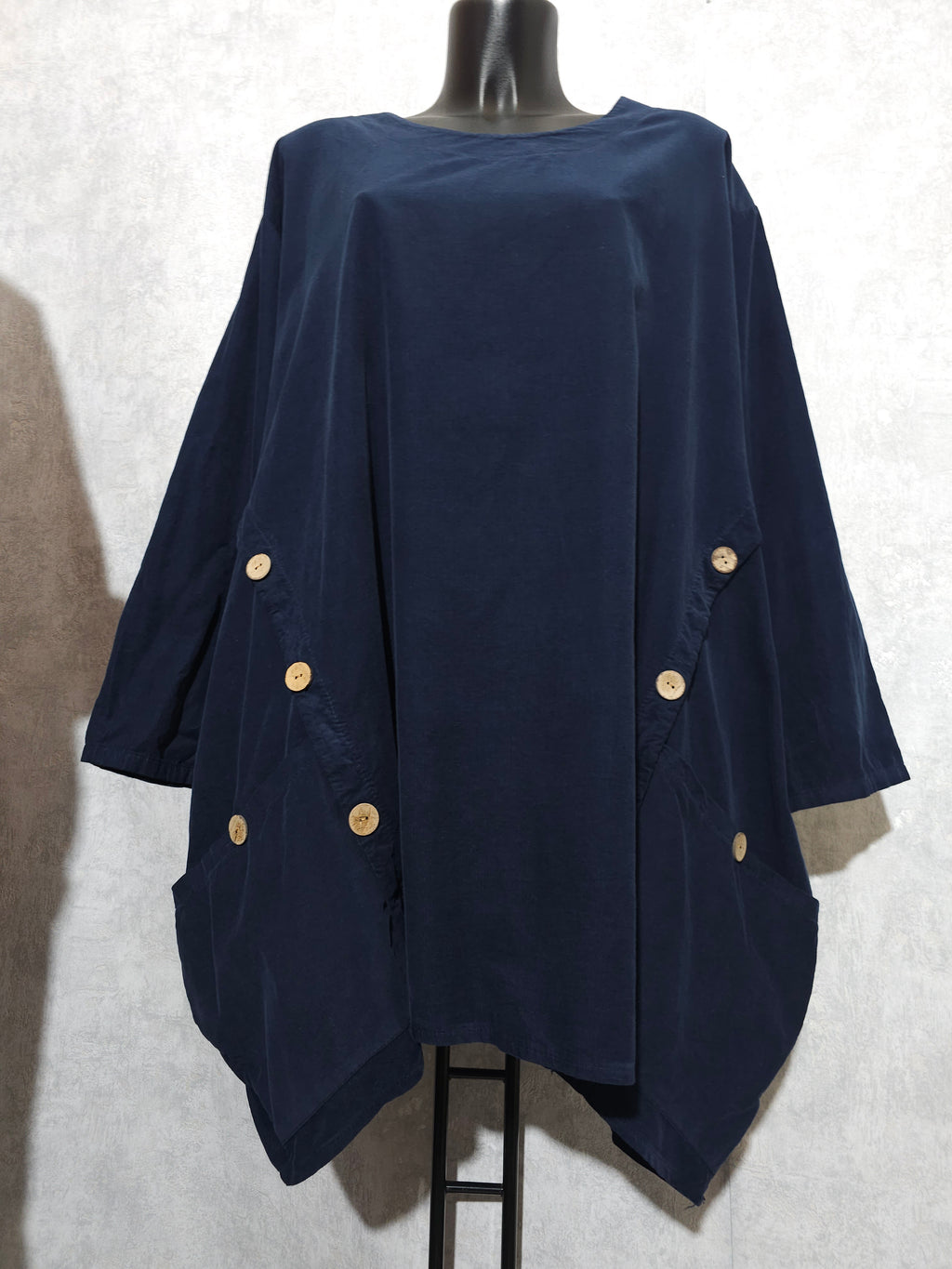 Oversize Tunika Daisy – Navy Blau | Asymmetrischer Schnitt | Baumwolle | Made in Italy