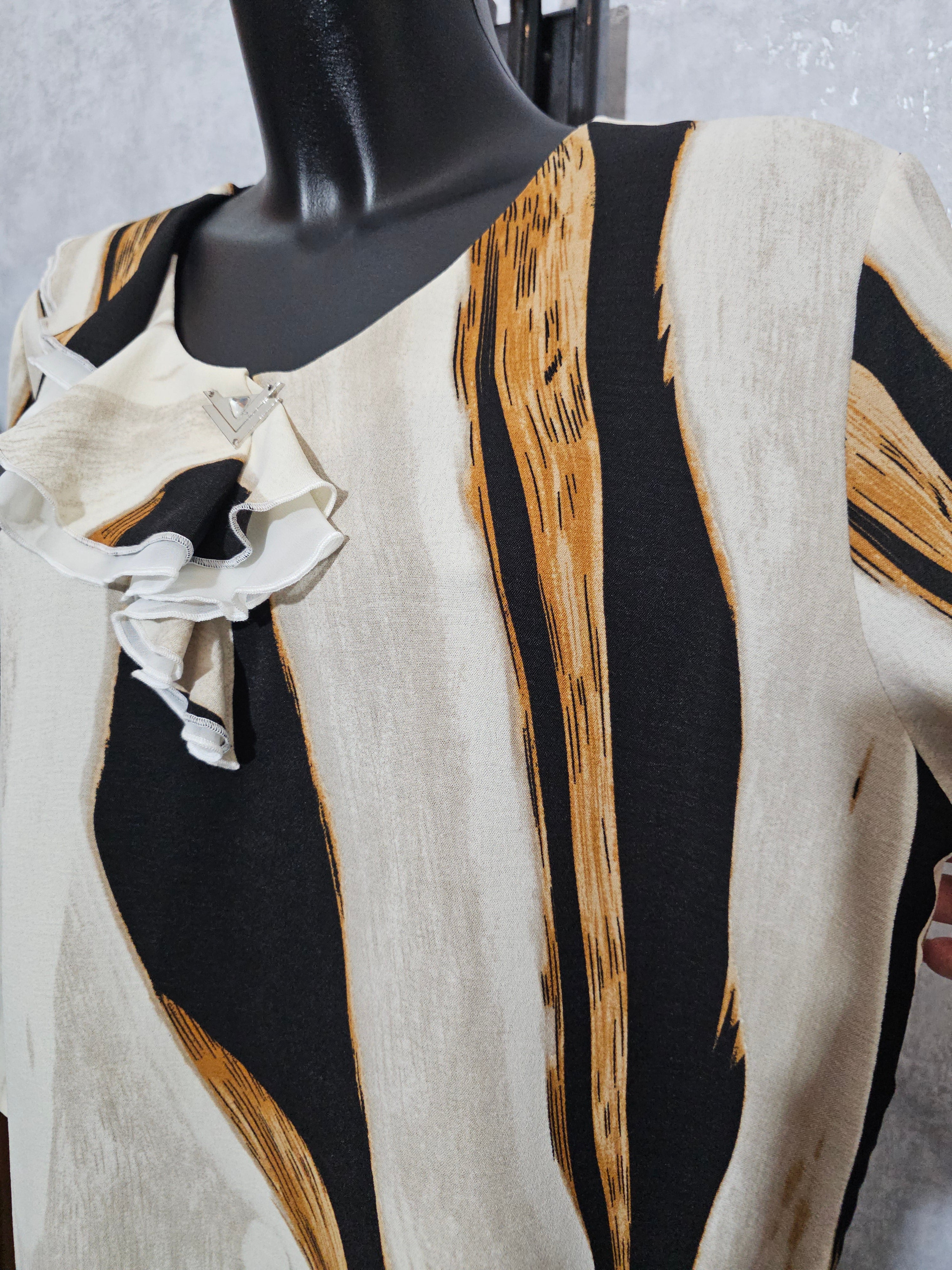 Elegante Damenbluse mit Rüschen – Größe 2XL–6XL