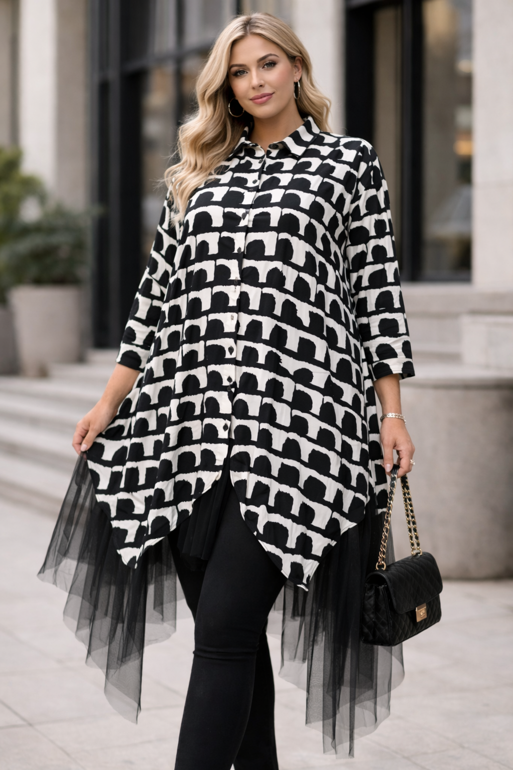 Schwarz-Weiße Oversize Tunika mit Tüll – Langarm | XXL–XXXL