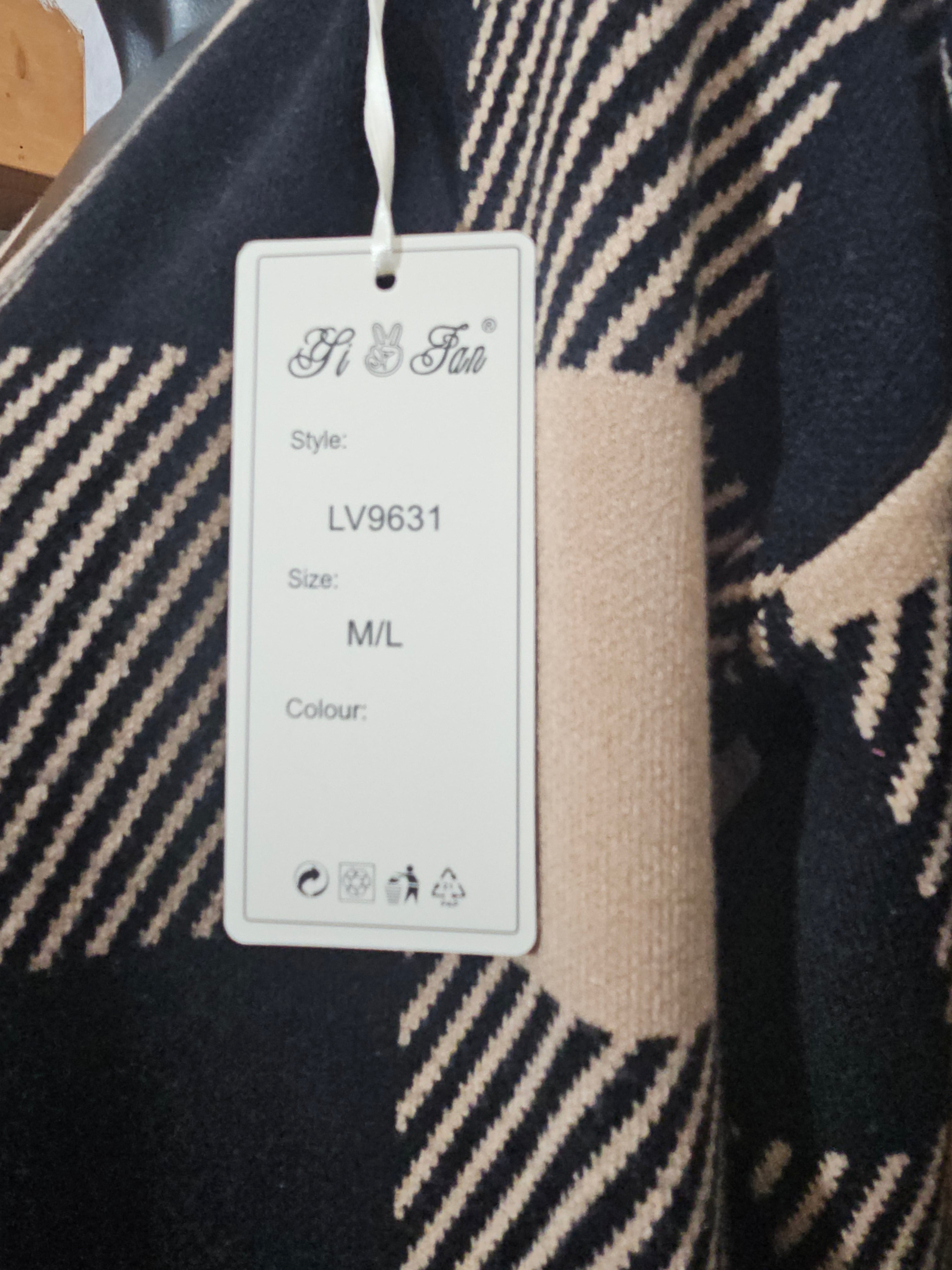 Paris Fashion Cardigan – Premium Kaschmir-Anteil, M/L – Beige/Schwarz, Fransen – Weich & Warm