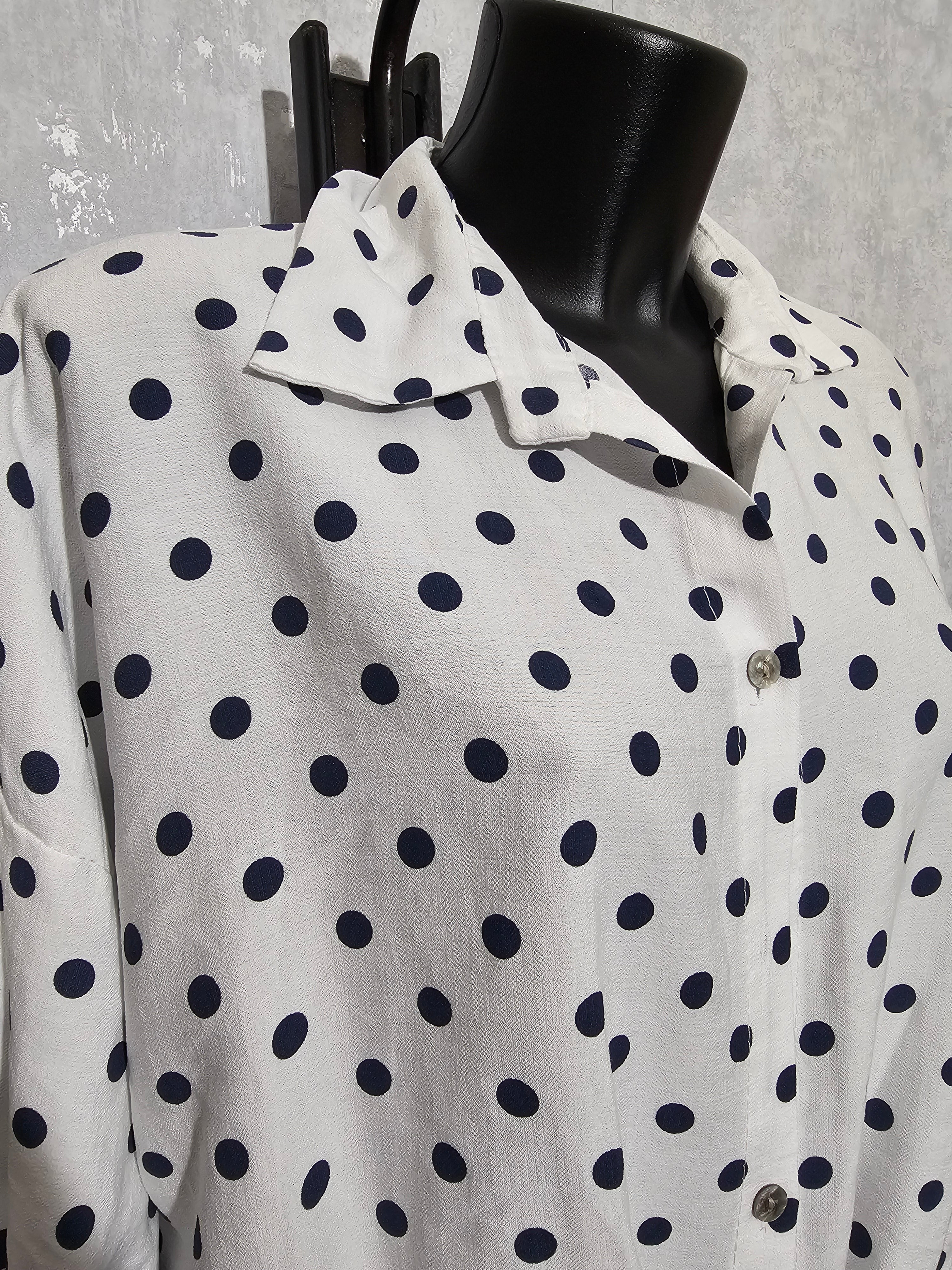 Punkte Bluse / Tunika – Made in Italy – 100 % Viskose L bis 2XL