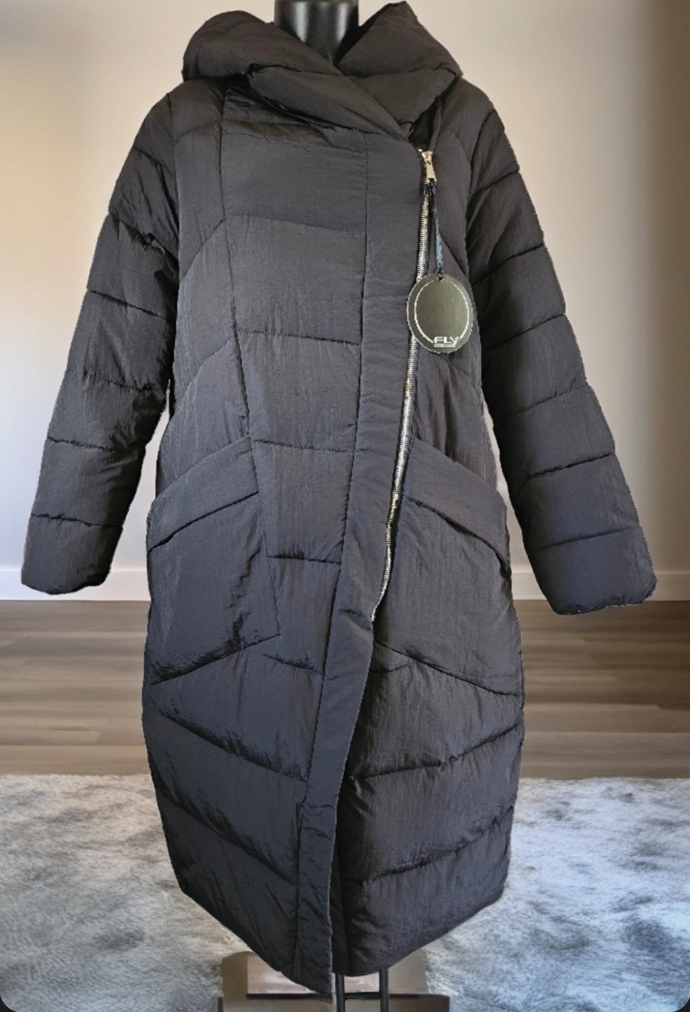 Lange Damen Winterjacke mit Kapuze