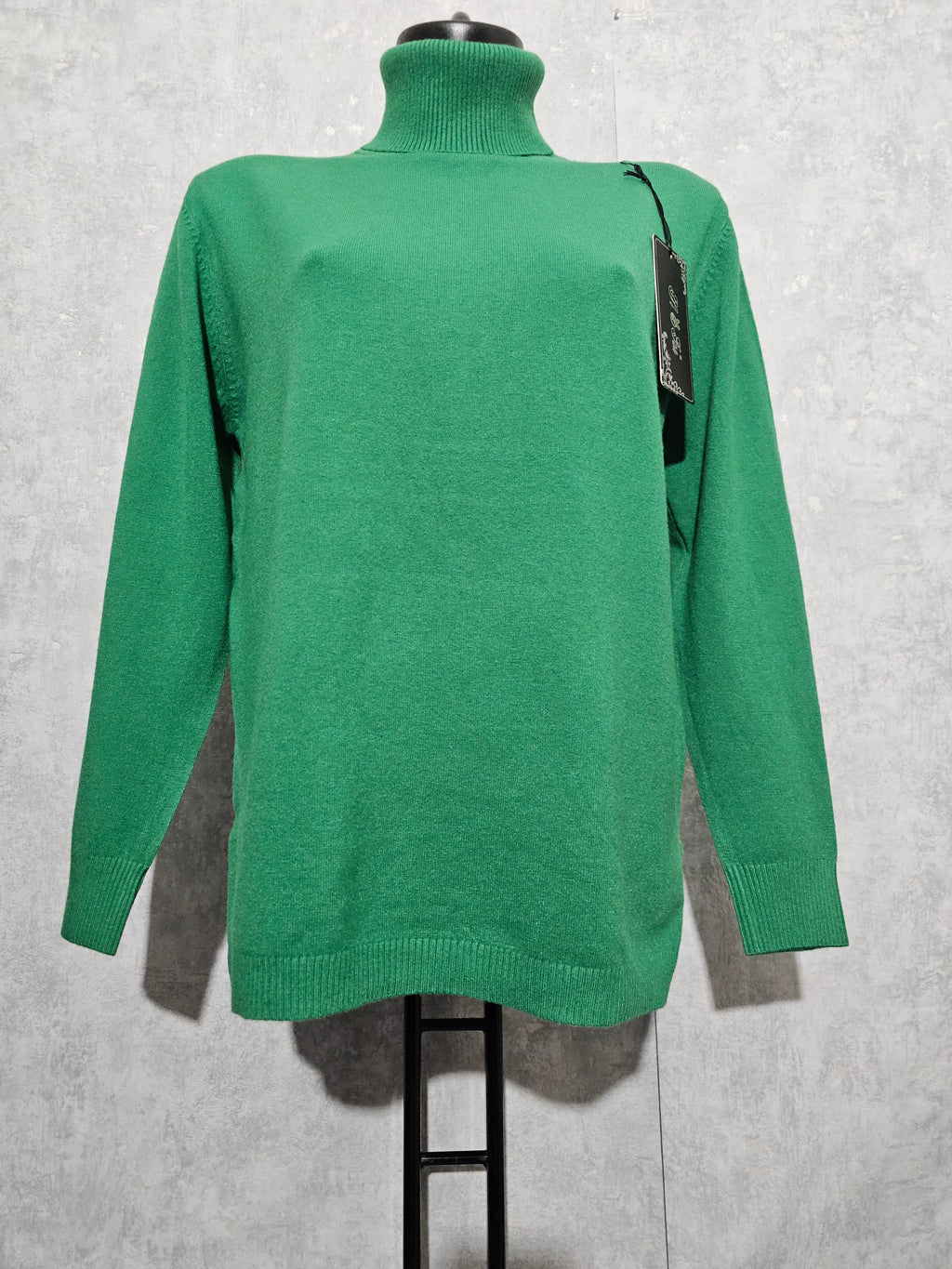 Grüner Rollkragenpullover – weich, warm & hochwertig – L/X