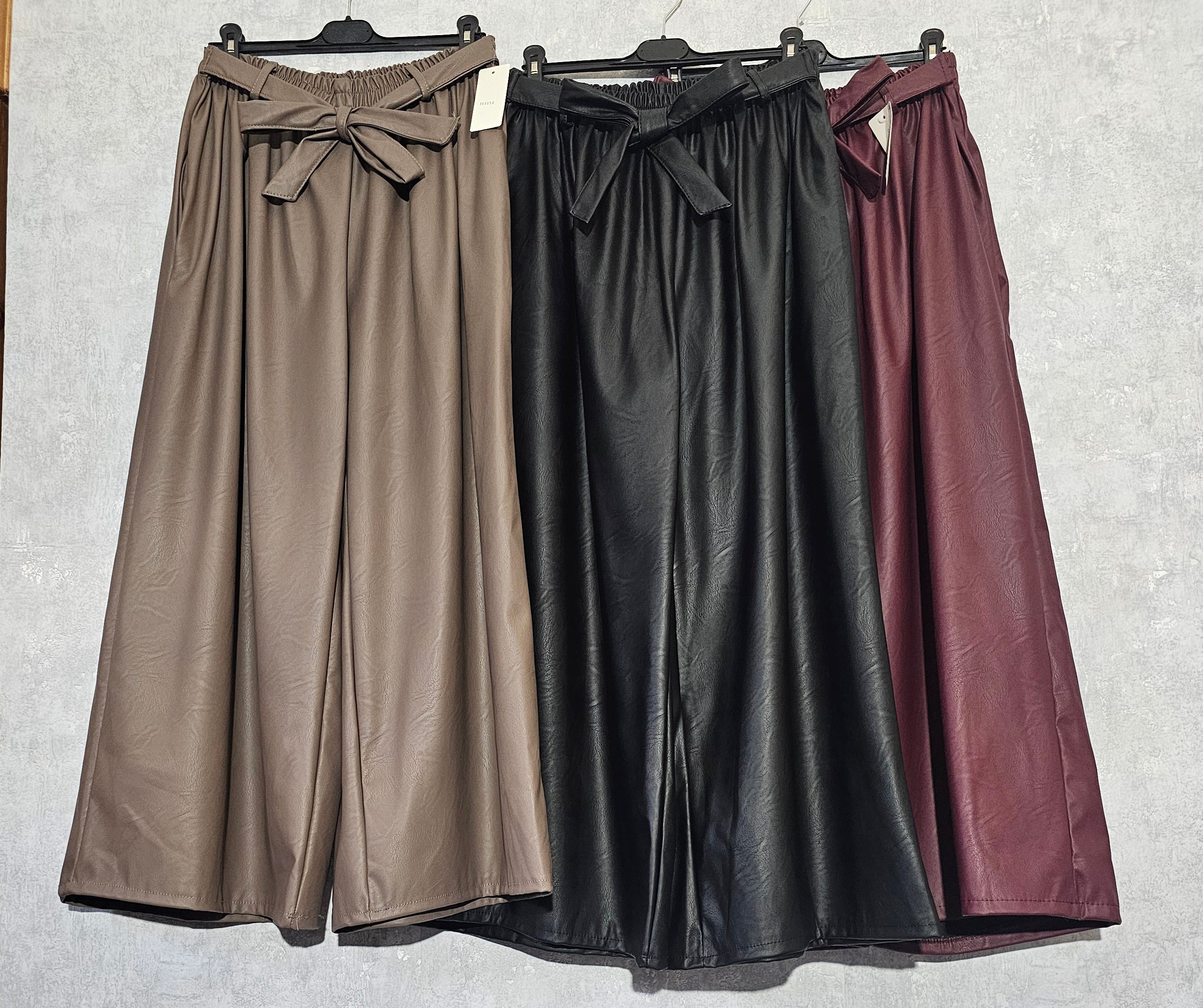 Damen Culotte Hose aus Kunstleder – Weites Bein, High Waist, Made in Italy (Khaki / Bordeaux / Beige)