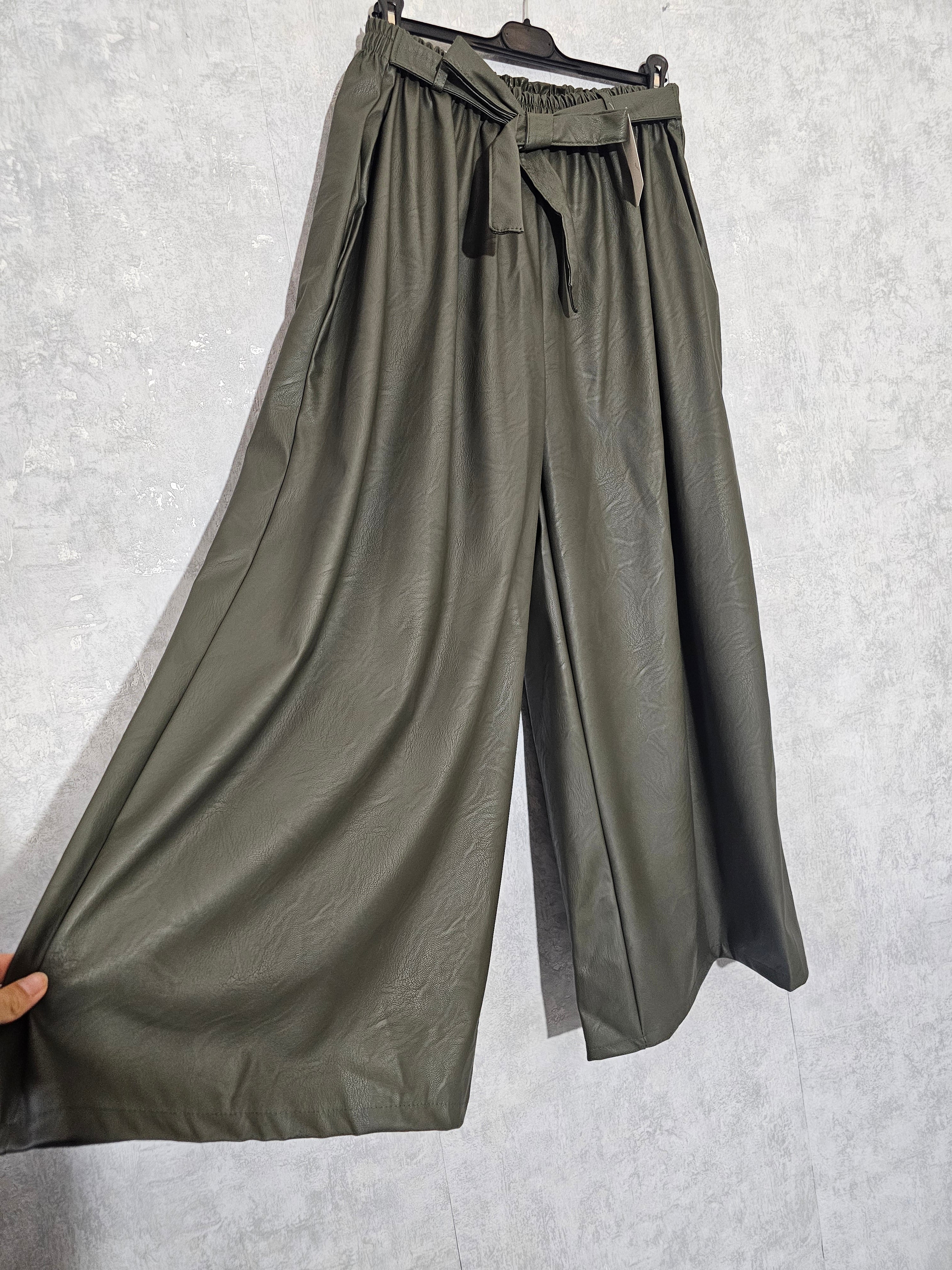 Damen Culotte Hose aus Kunstleder – Weites Bein, High Waist, Made in Italy (Khaki / Bordeaux / Beige)