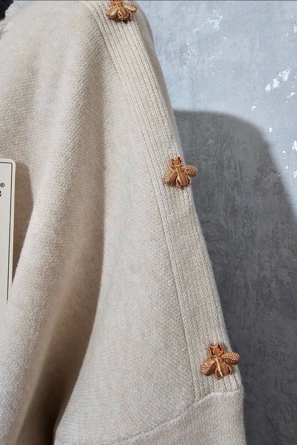 Weicher Premium-Pullover / Tunika mit goldenen Details L/XL