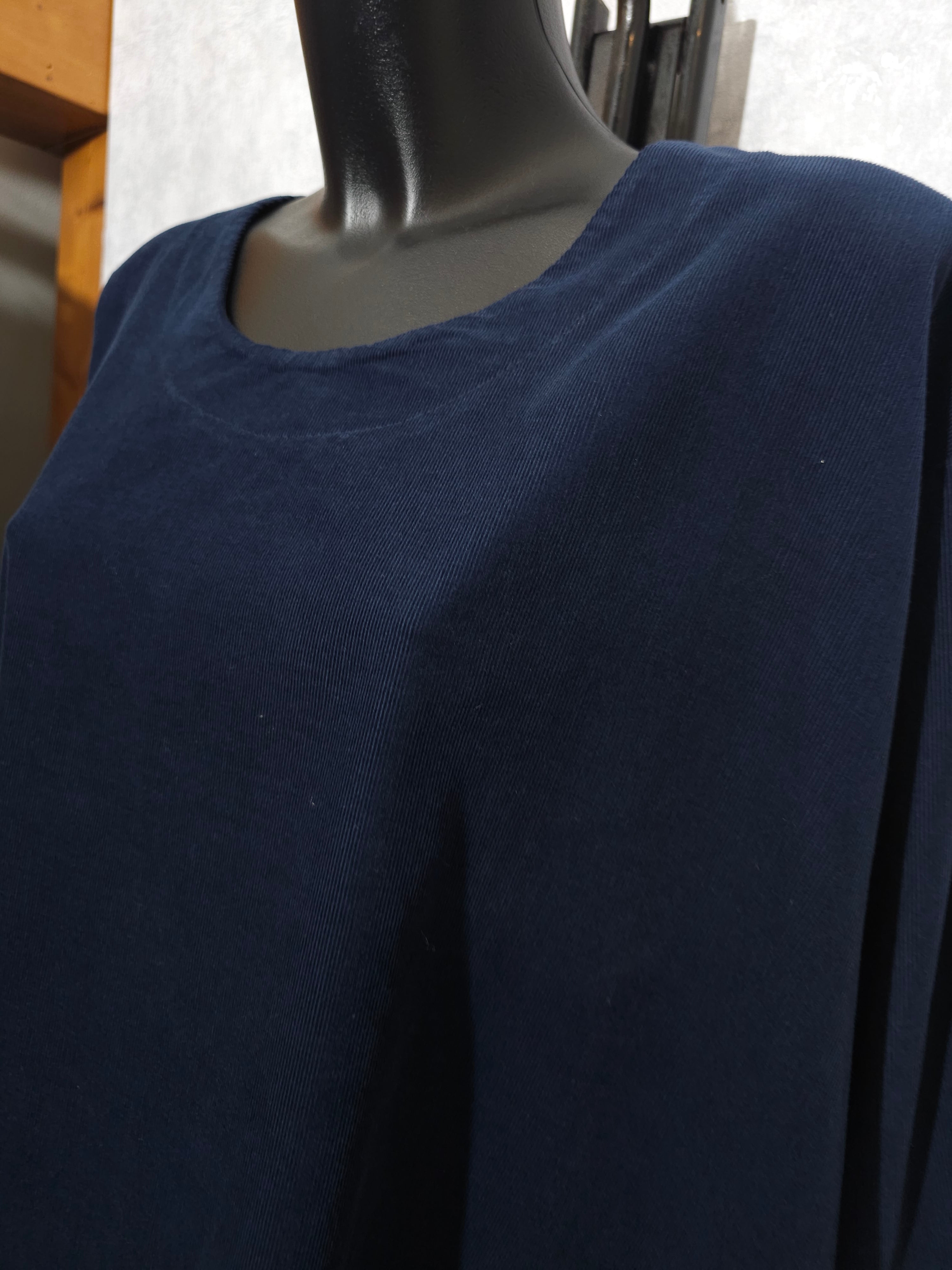 Oversize Tunika Daisy – Navy Blau | Asymmetrischer Schnitt | Baumwolle | Made in Italy