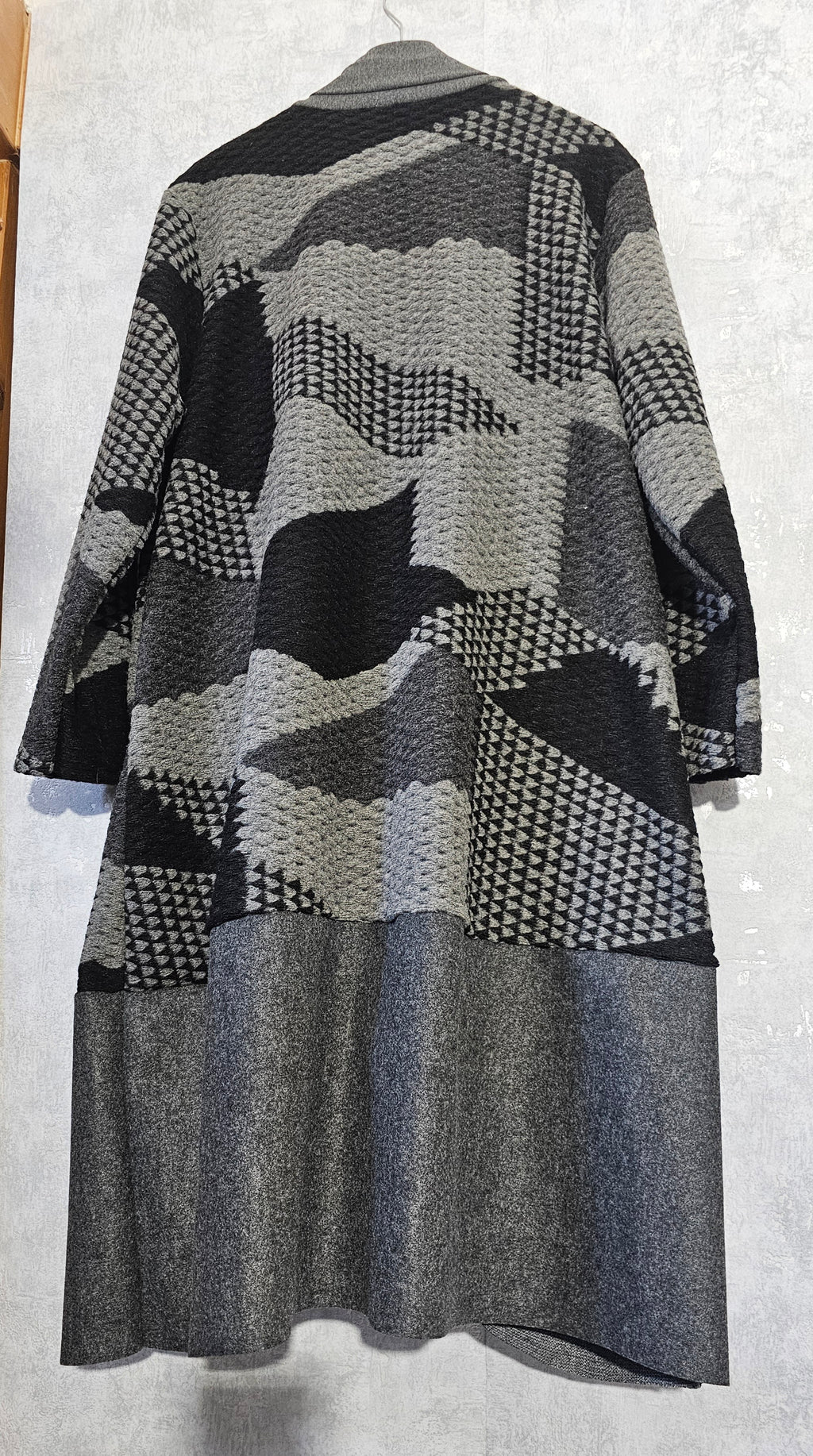 Oversize Cardigan mit Muster – Plus Size Strickjacke Made in Italy