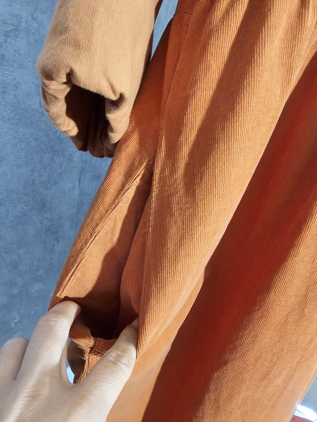 Damenkleid aus 100% Baumwolle – Oversize mit Taschen