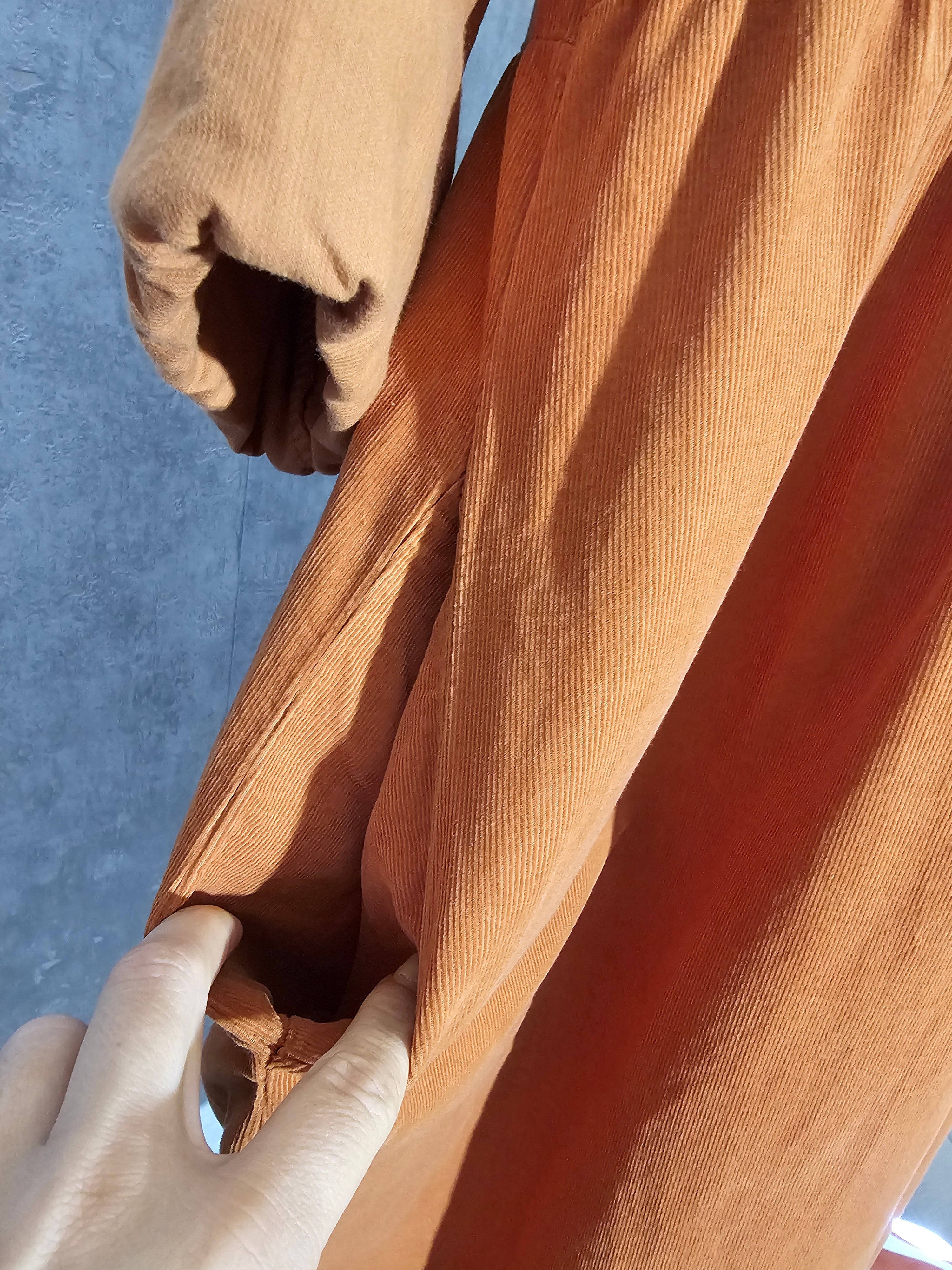 Damenkleid aus 100% Baumwolle – Oversize mit Taschen