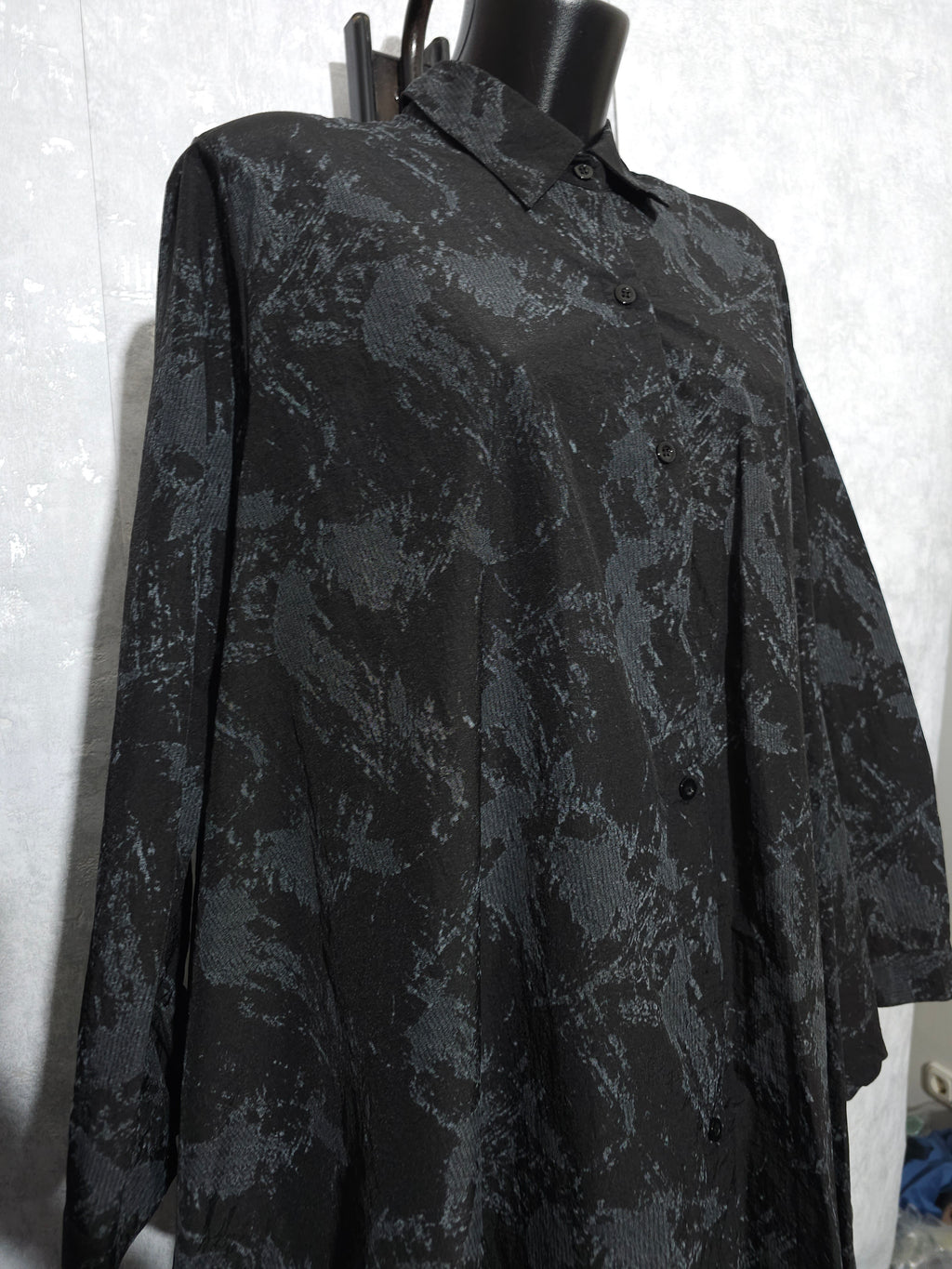 Oversize Tunika / Longbluse mit Muster & Tüll – Schwarz (XXL–XXXL)