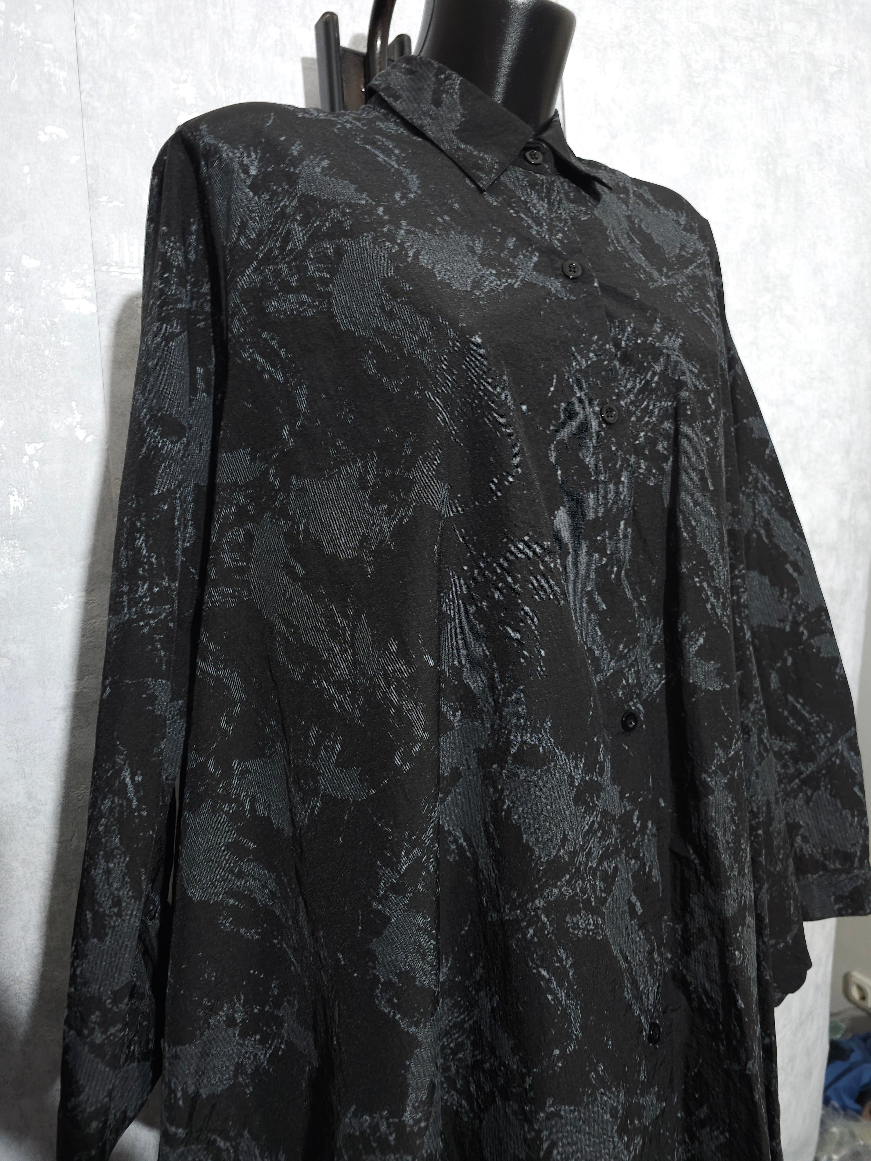 Oversize Tunika / Longbluse mit Muster & Tüll – Schwarz (XXL–XXXL)