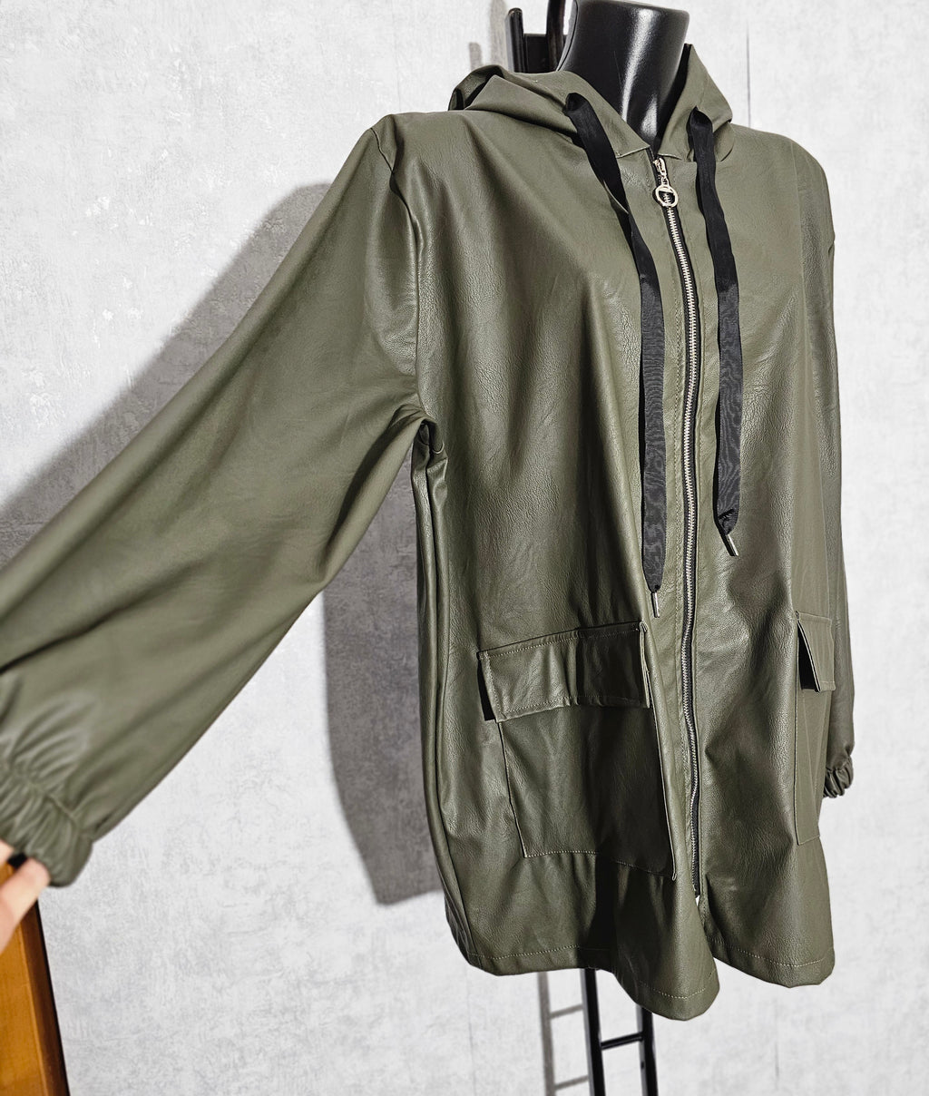 Oversize Kunstleder-Jacke mit Kapuze