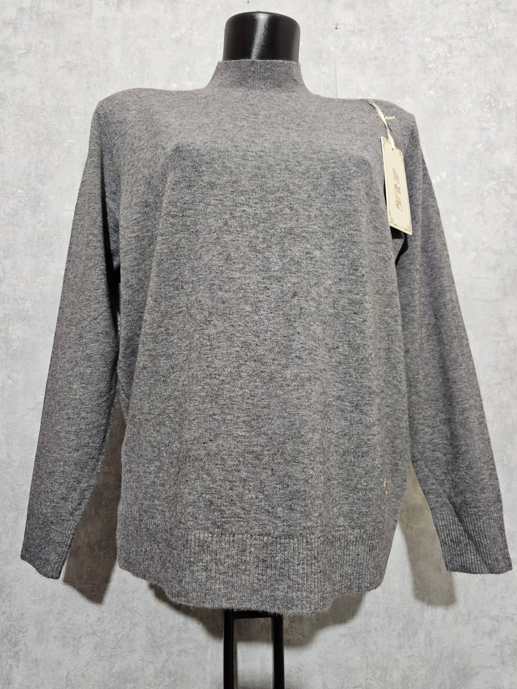 Oversize Damen Pullover mit goldenen Bienenknöpfen • Weich & Warm • M/L – L/XL • Casual & Elegant • Grau