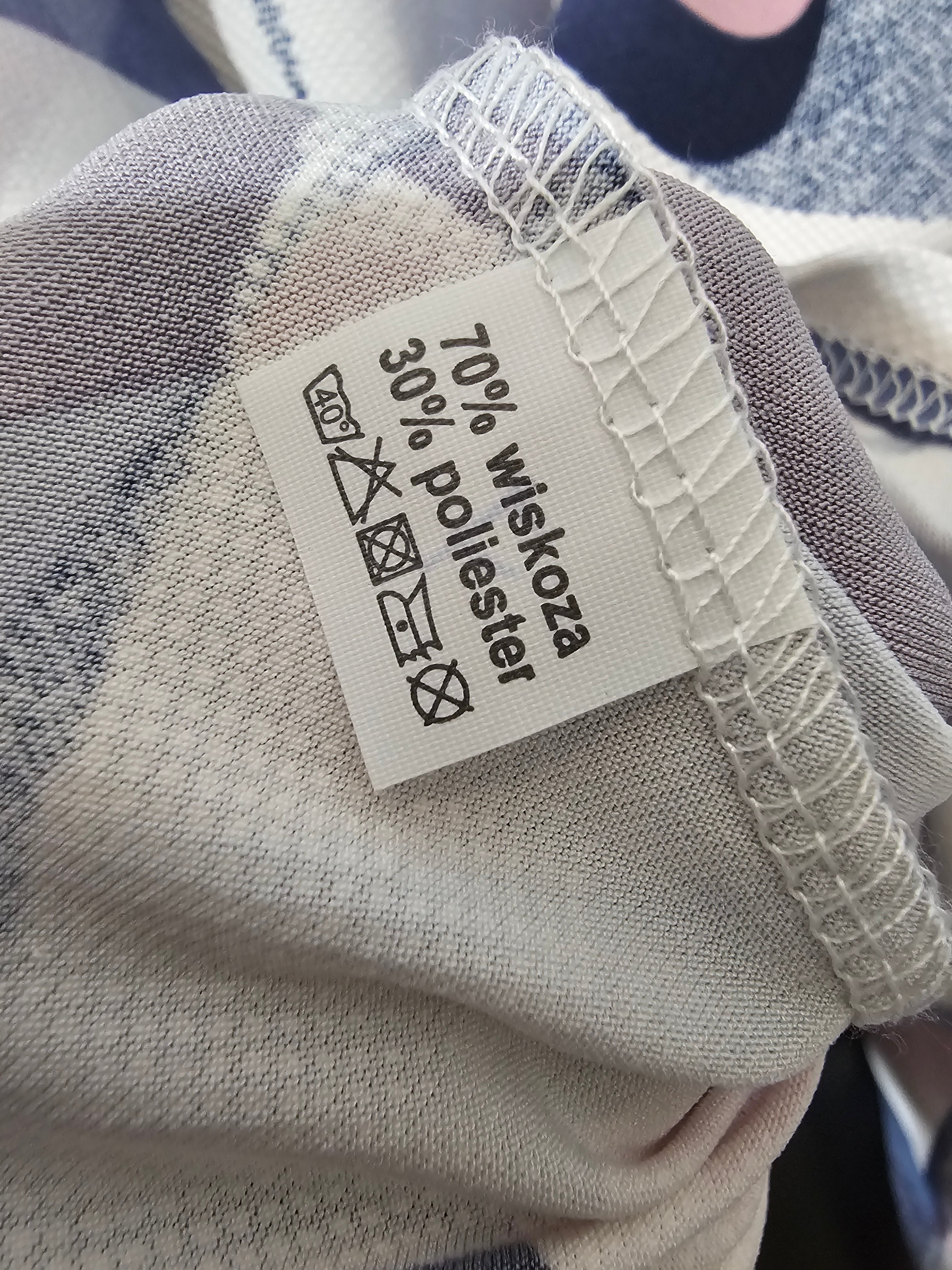 Elegante Damenbluse mit Schleife – Abstract Print | L–4XL