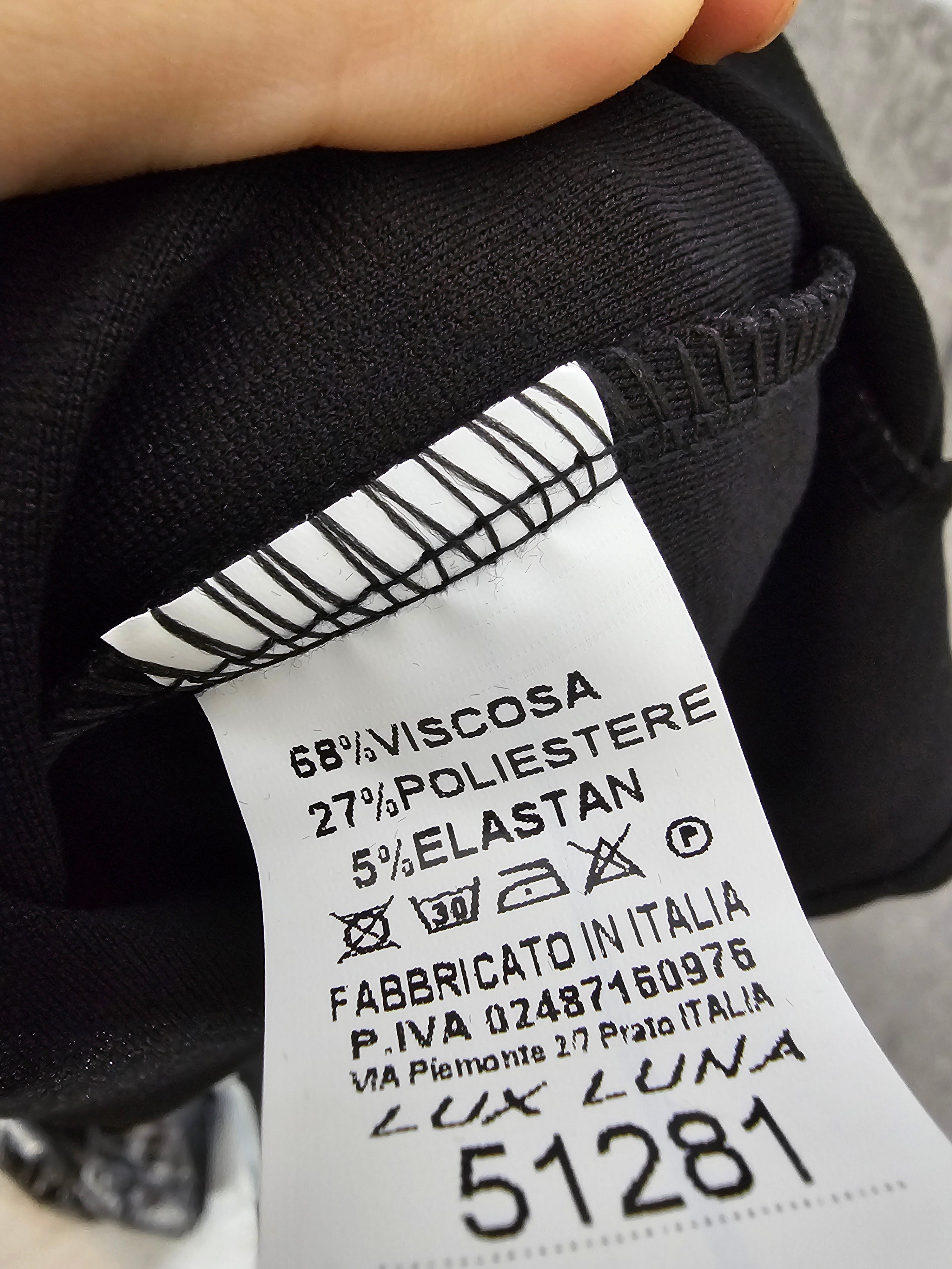 Elegantes Schwarzes Kleid mit Samt-Blumenmuster – Lux Luna Italien – L/XL