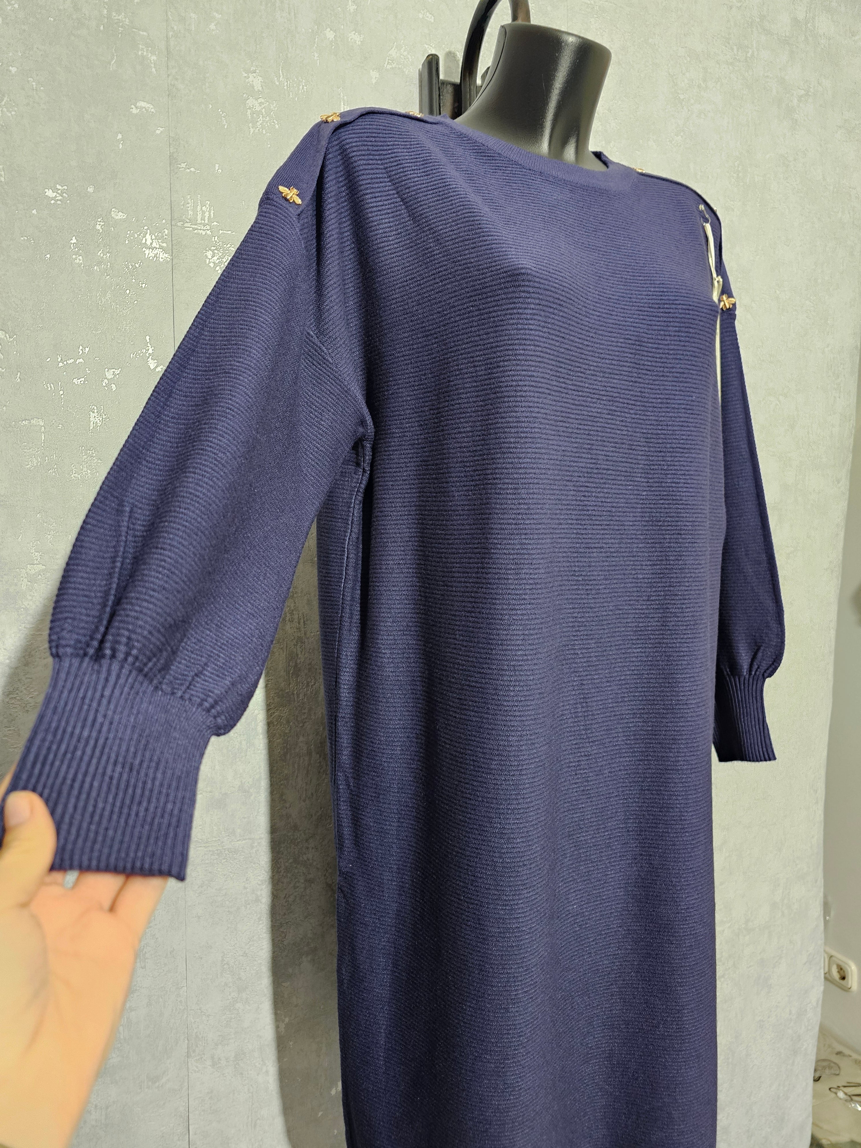 Oversize Strickkleid Damen • Elegant & Warm • Goldene Bienenknöpfe • L/XL – XL/XXL • Herbst/Winter • Premium Qualität – Bordeaux, Navy