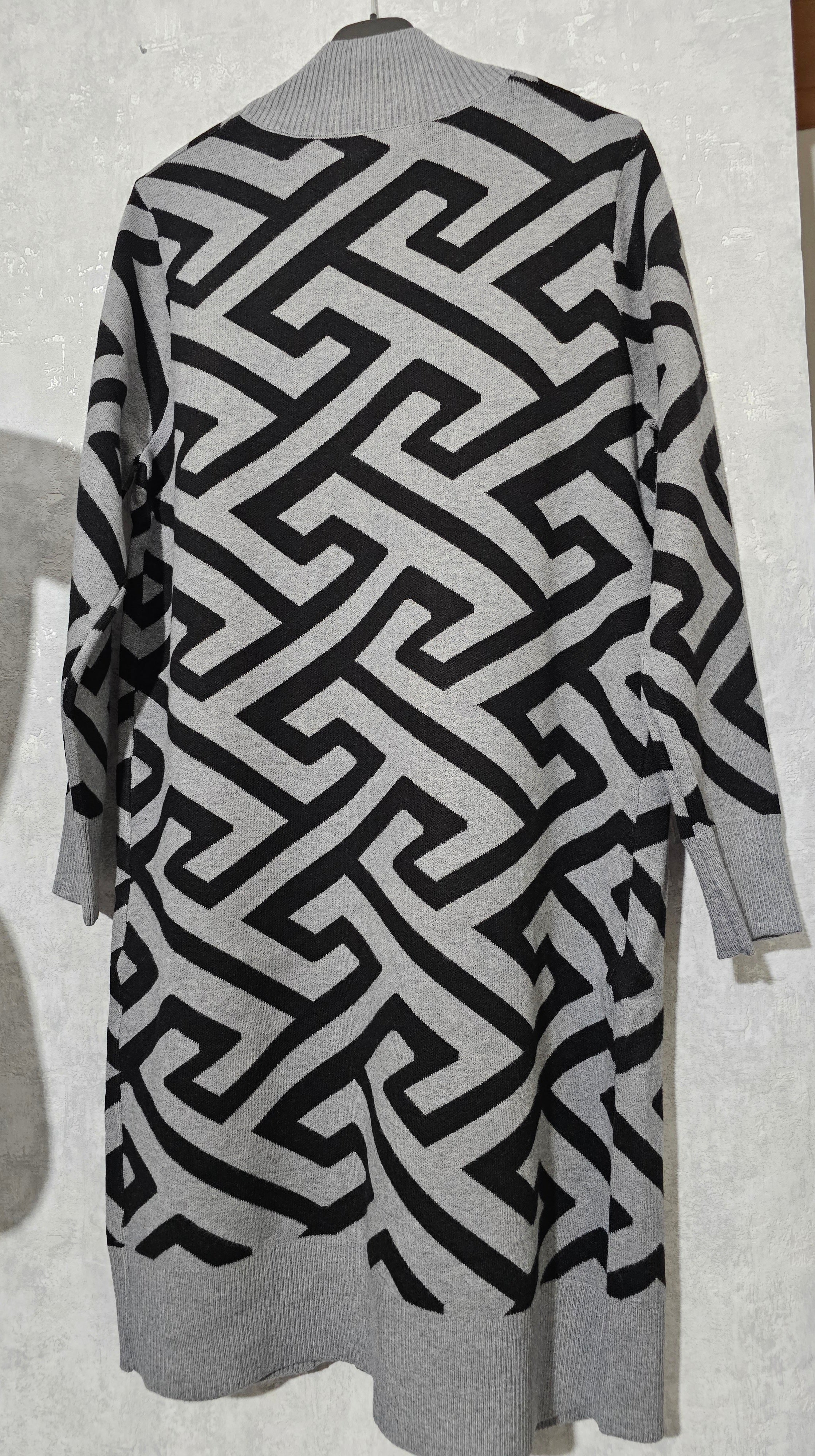 Damen Strick-Cardigan • Lang & Weich • Modernes Muster •M/L und L/XL • Grau/Schwarz