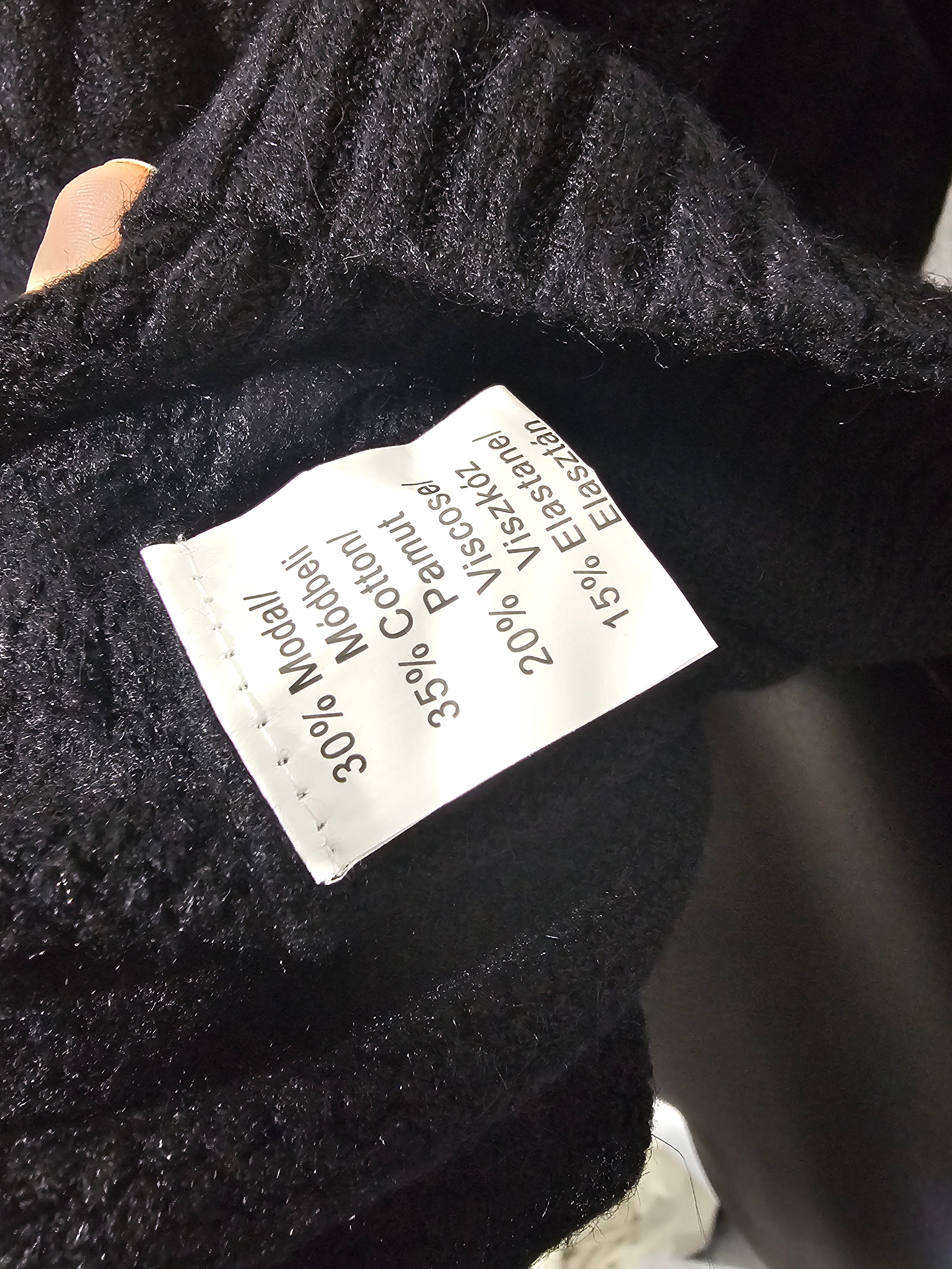 Damen Rollkragenpullover M/L – Weicher Strick, Warm & Elegant – Schwarz oder Creme– Winter Pullover