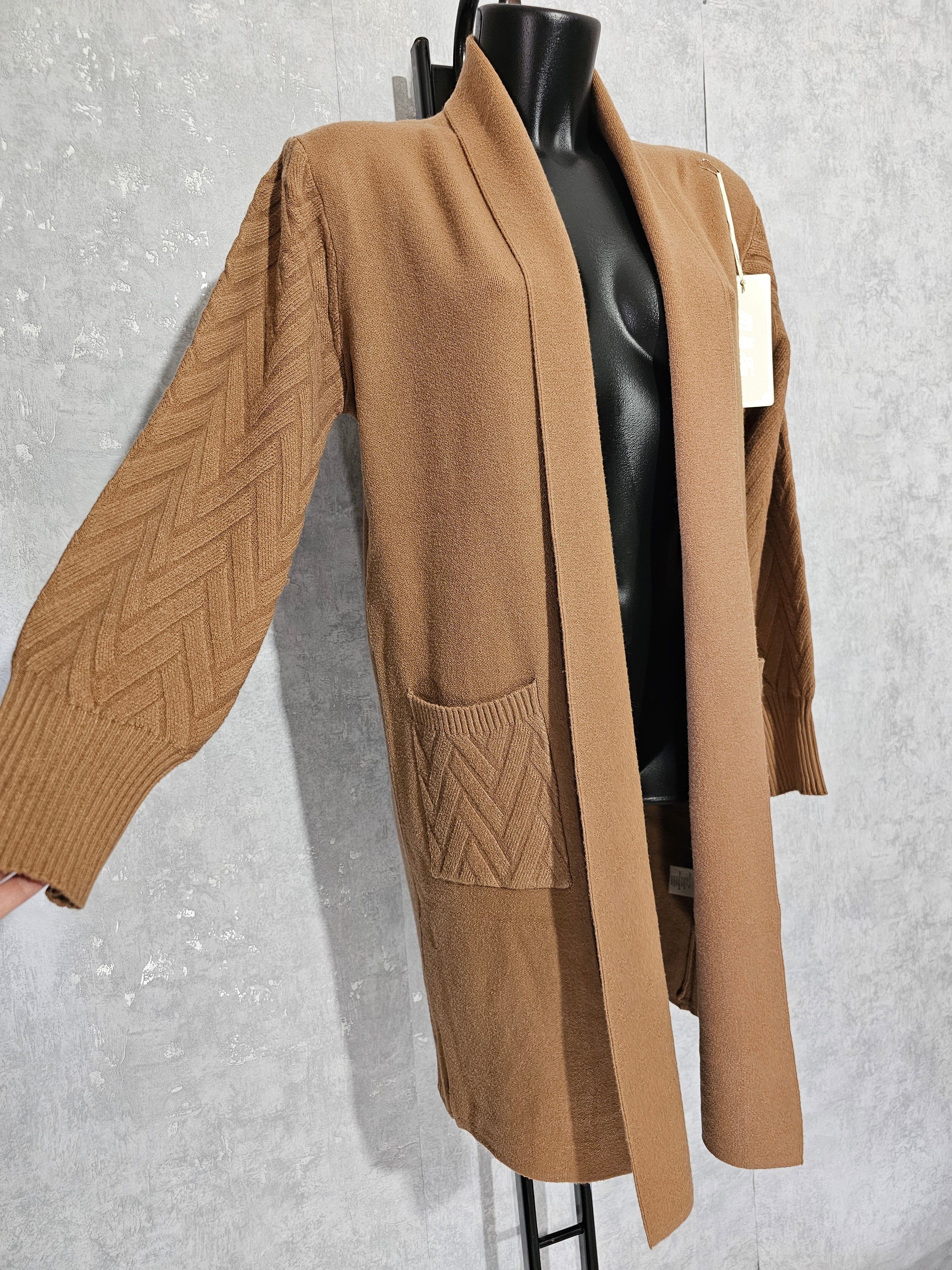 Eleganter Longcardigan mit Strickdetails – Perfekt für Herbst & Winter