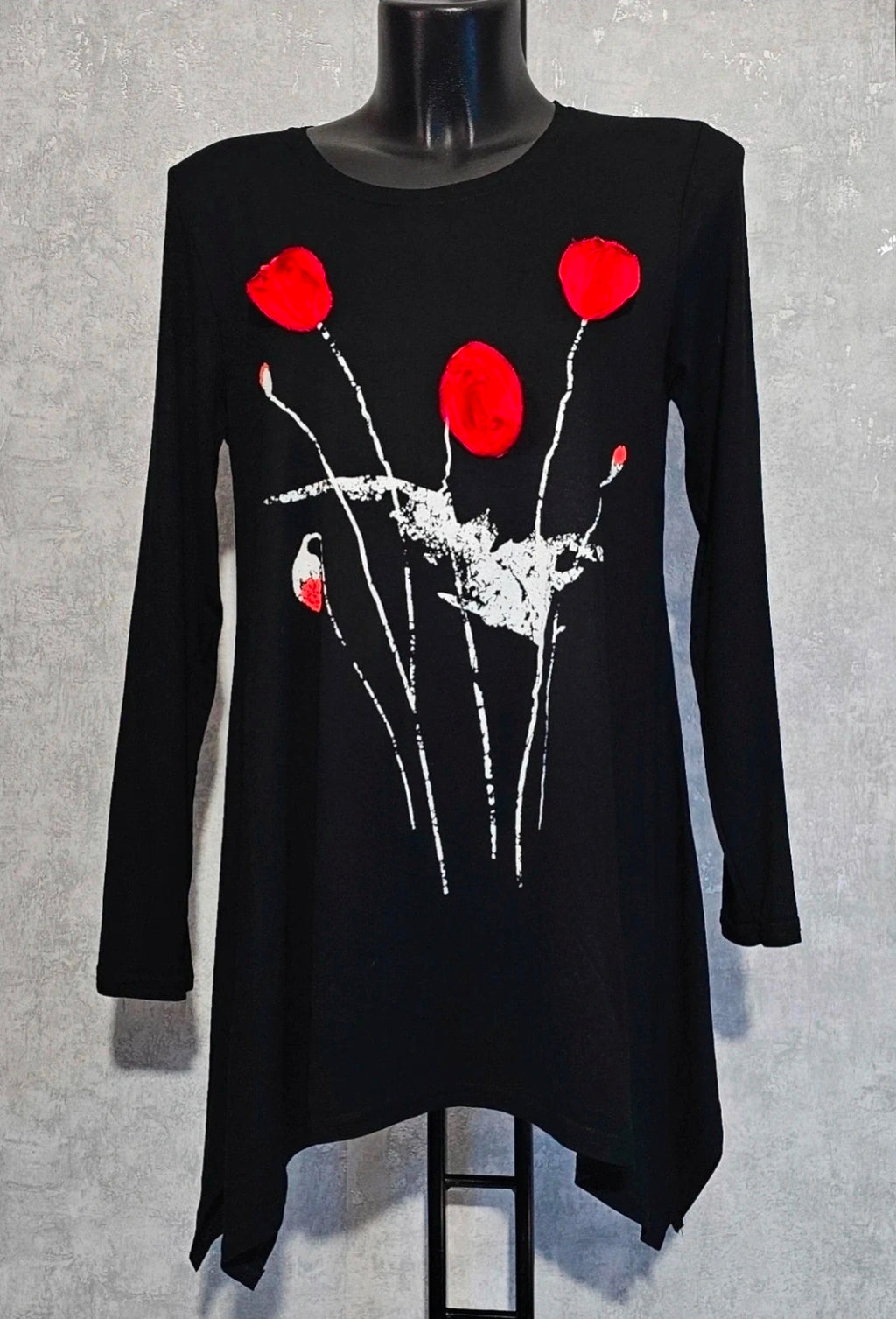 Elegante Damen Tunika mit 3D-Blumen – Schwarz/Rot – Größe 50