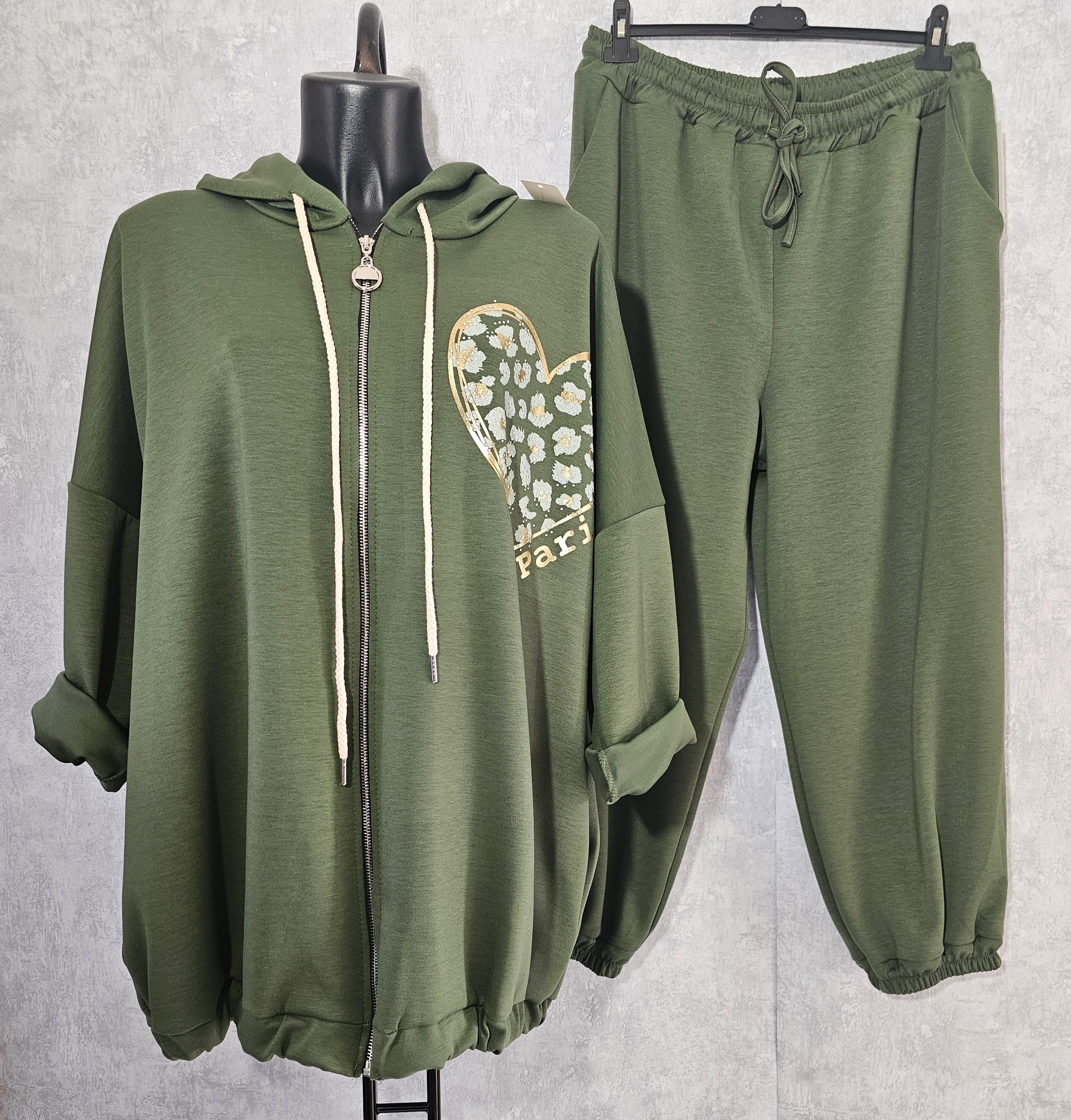 Damen Set – Hoodie mit Herz-Print & Hose