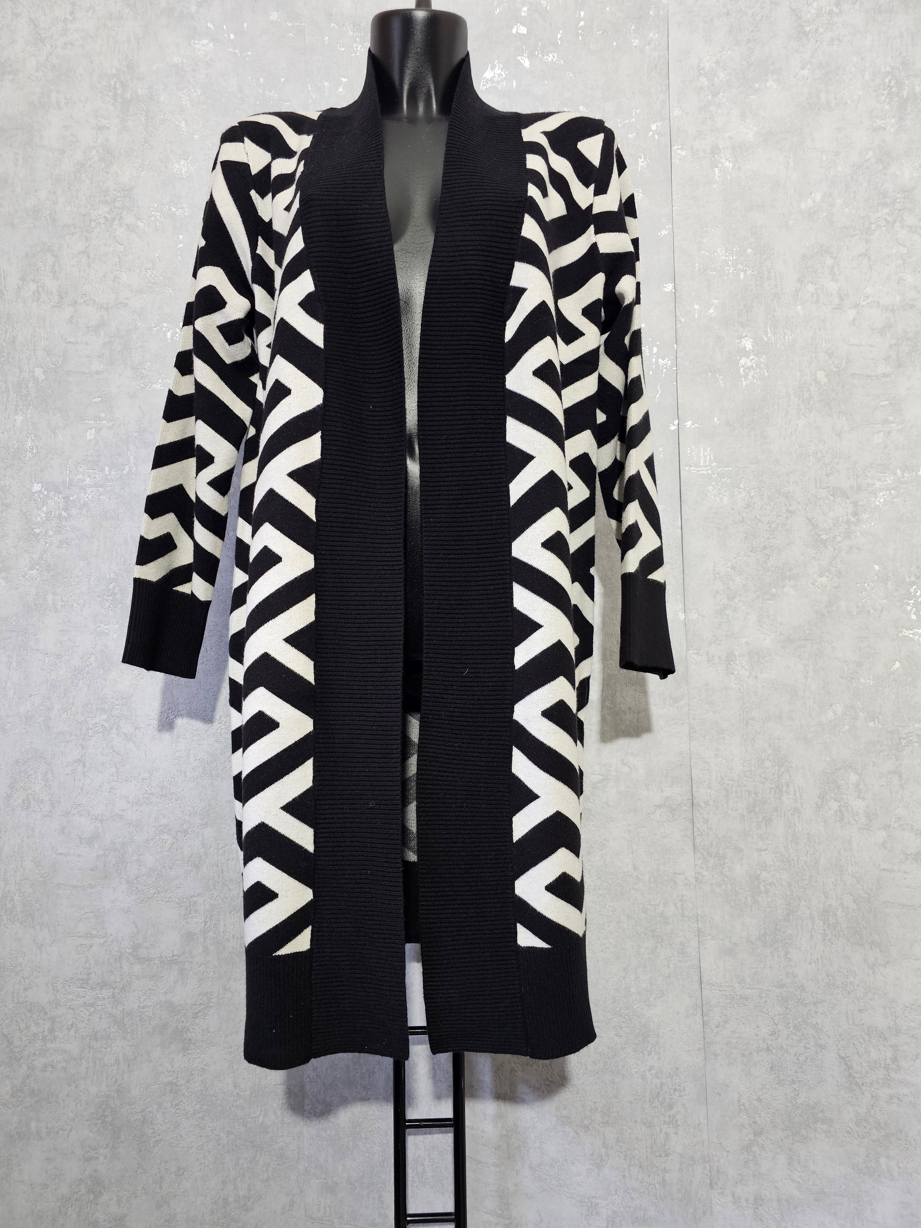 Eleganter langer Cardigan-hochwertig, weich & warm – M/L