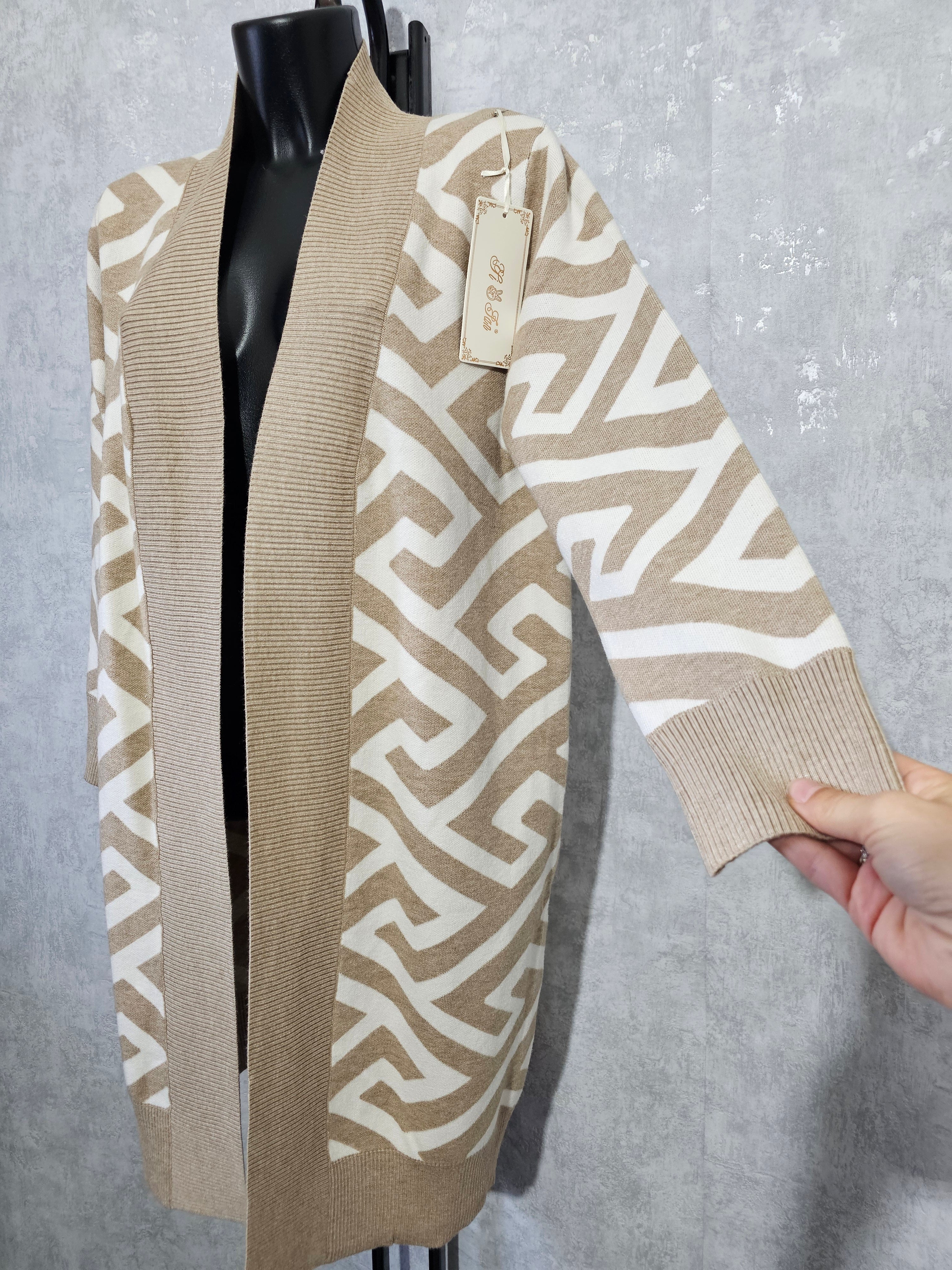 Eleganter langer Cardigan-hochwertig, weich & warm – M/L