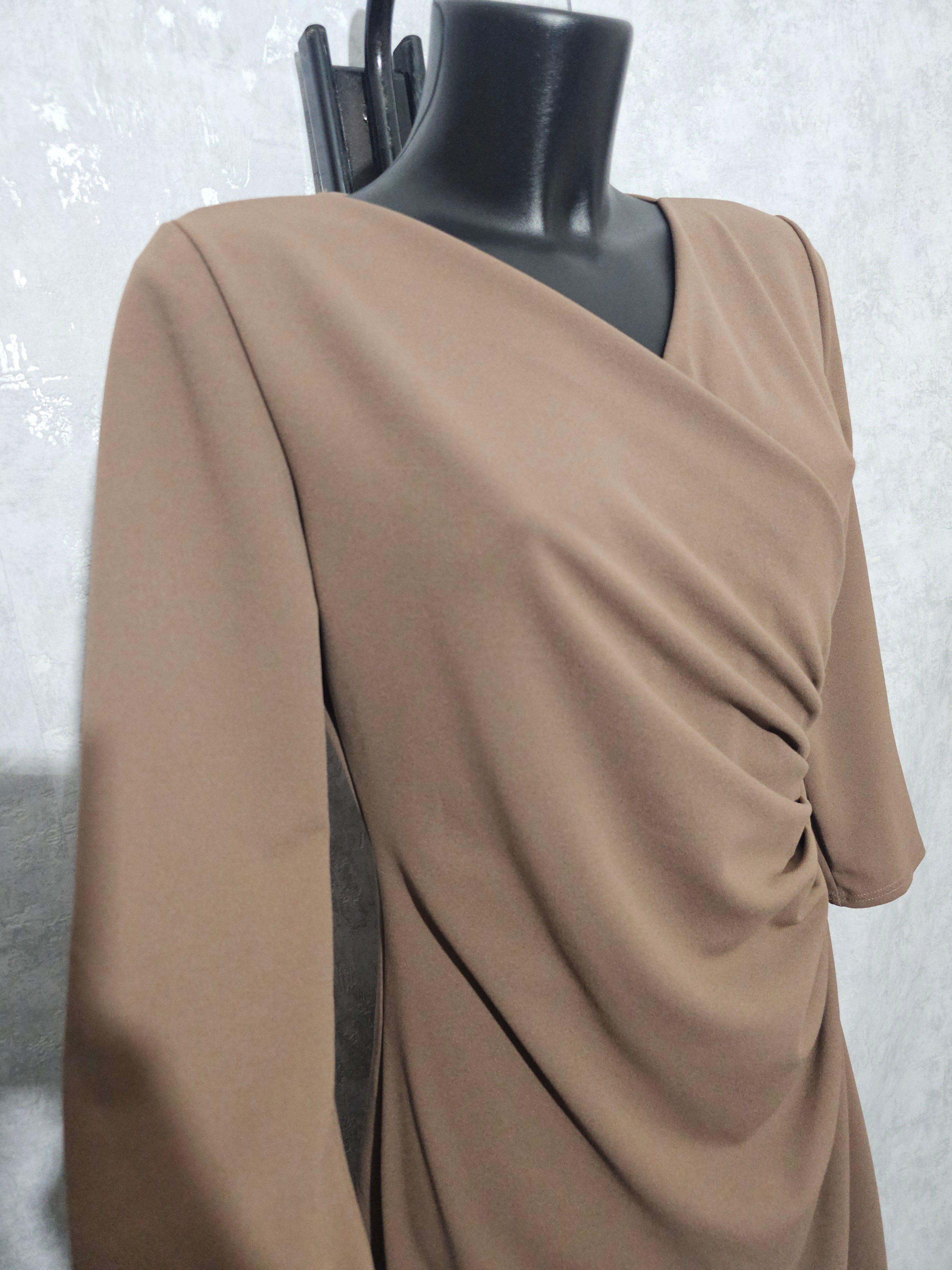 Elegantes Kleid mit Wickeloptik – Figurbetont & Bequem – Größen L, 3XL & 4XL