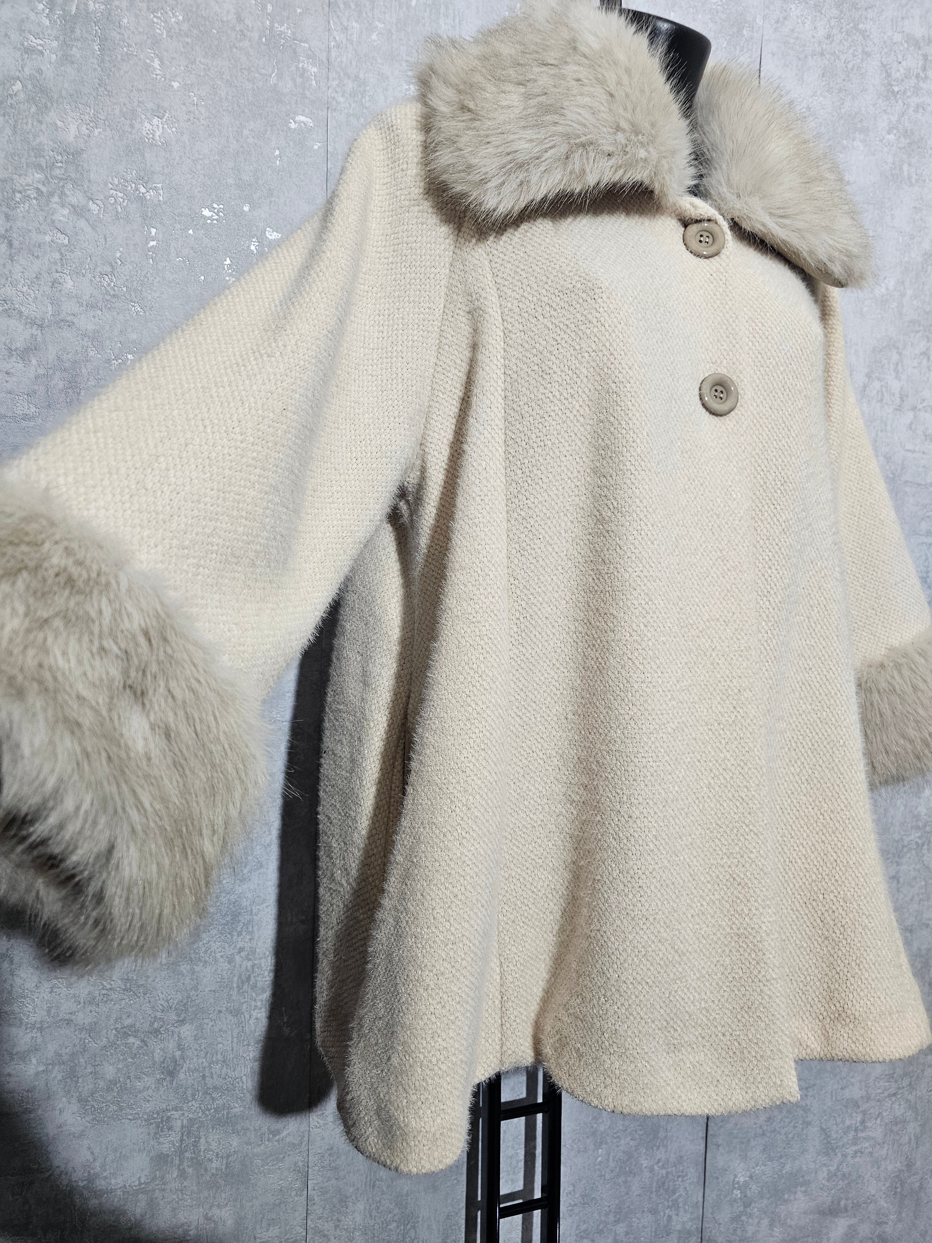 Elegante Damen-Winterjacke mit Kunstfell, Beige M-XXL