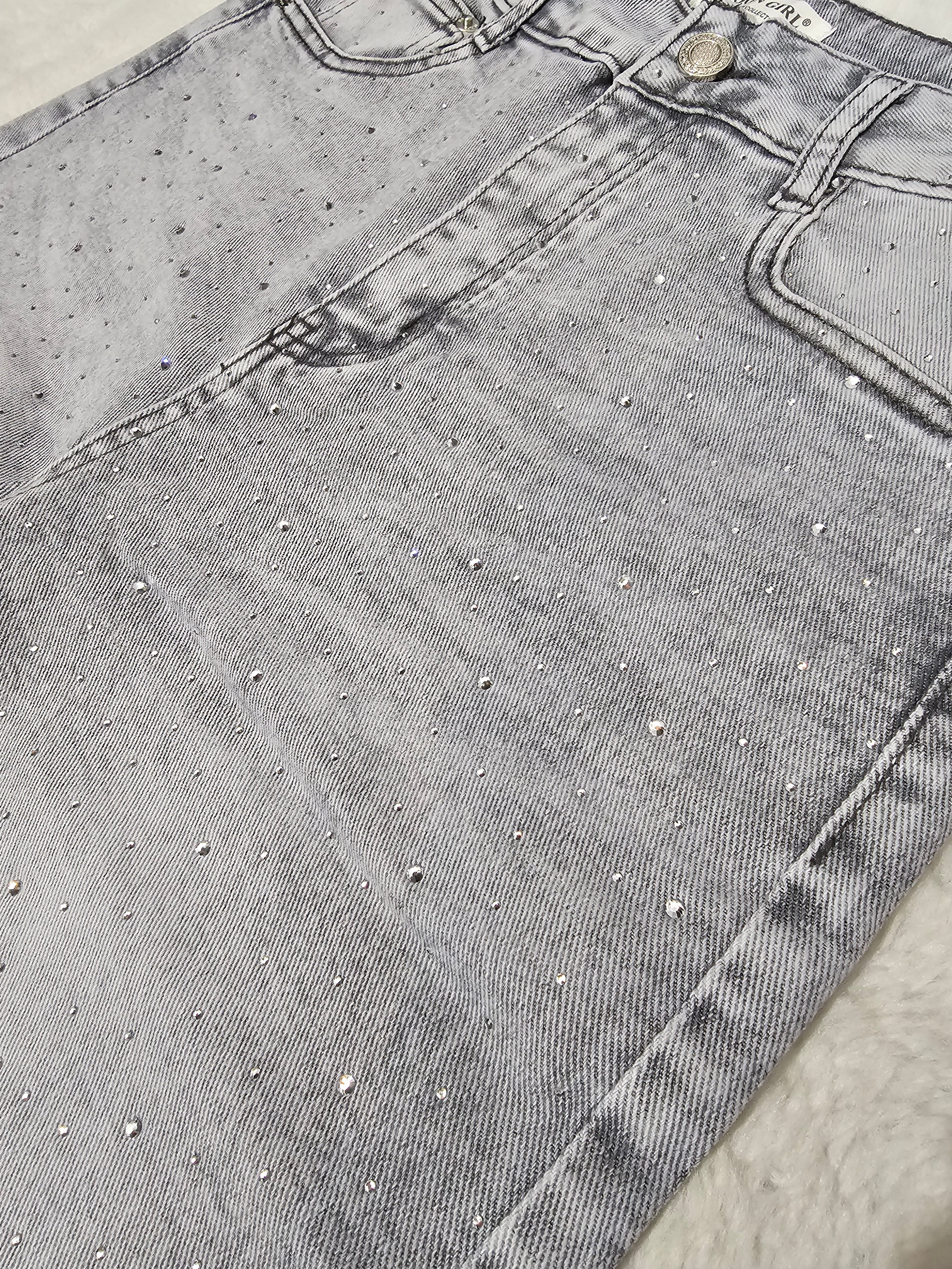 Graue High-Waist Jeans mit Strassdetails | 7/8 Slim Fit
