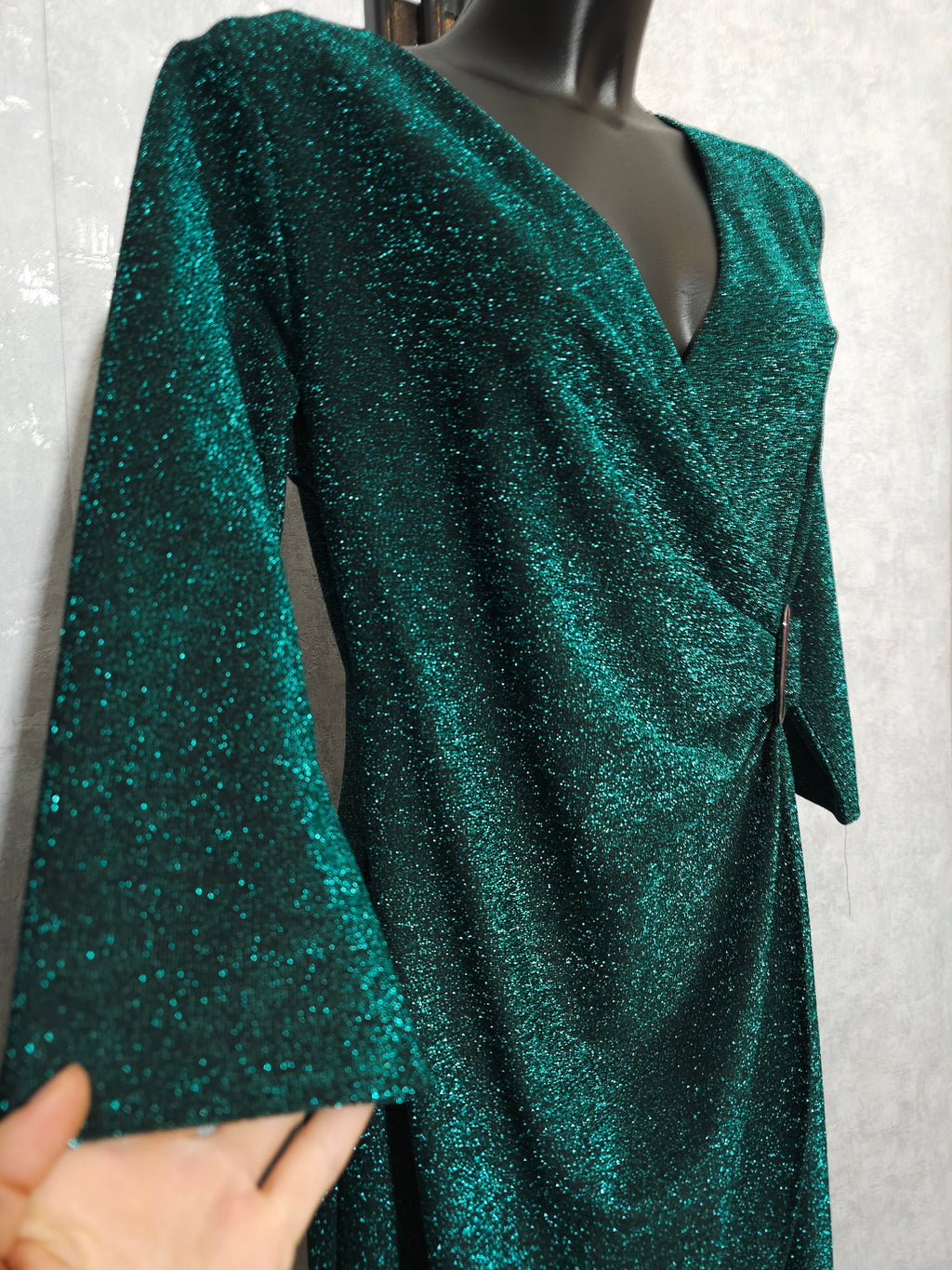 Festliches Glitzerkleid– Grün | 44-50