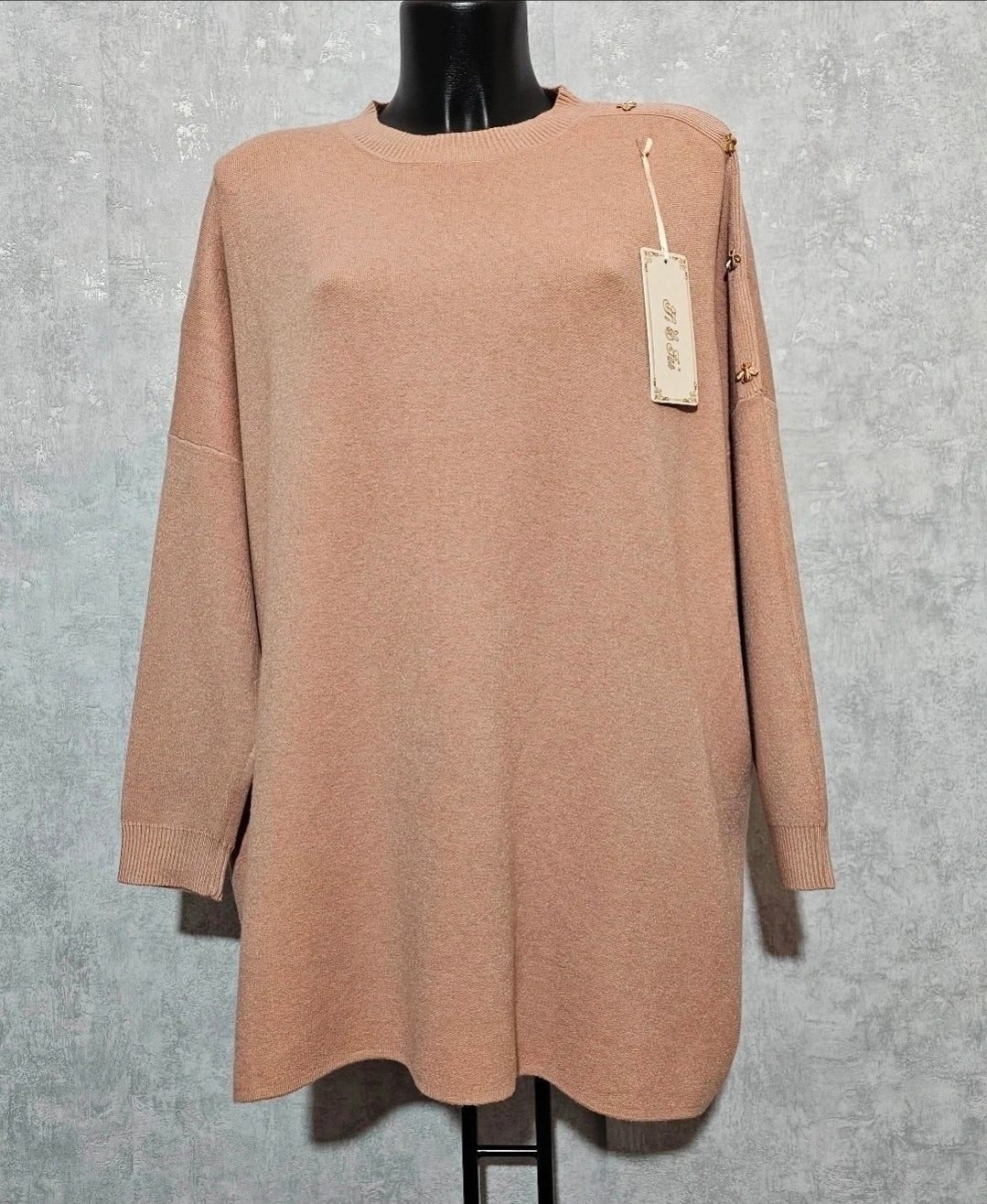 Weicher Premium-Pullover / Tunika mit goldenen Details