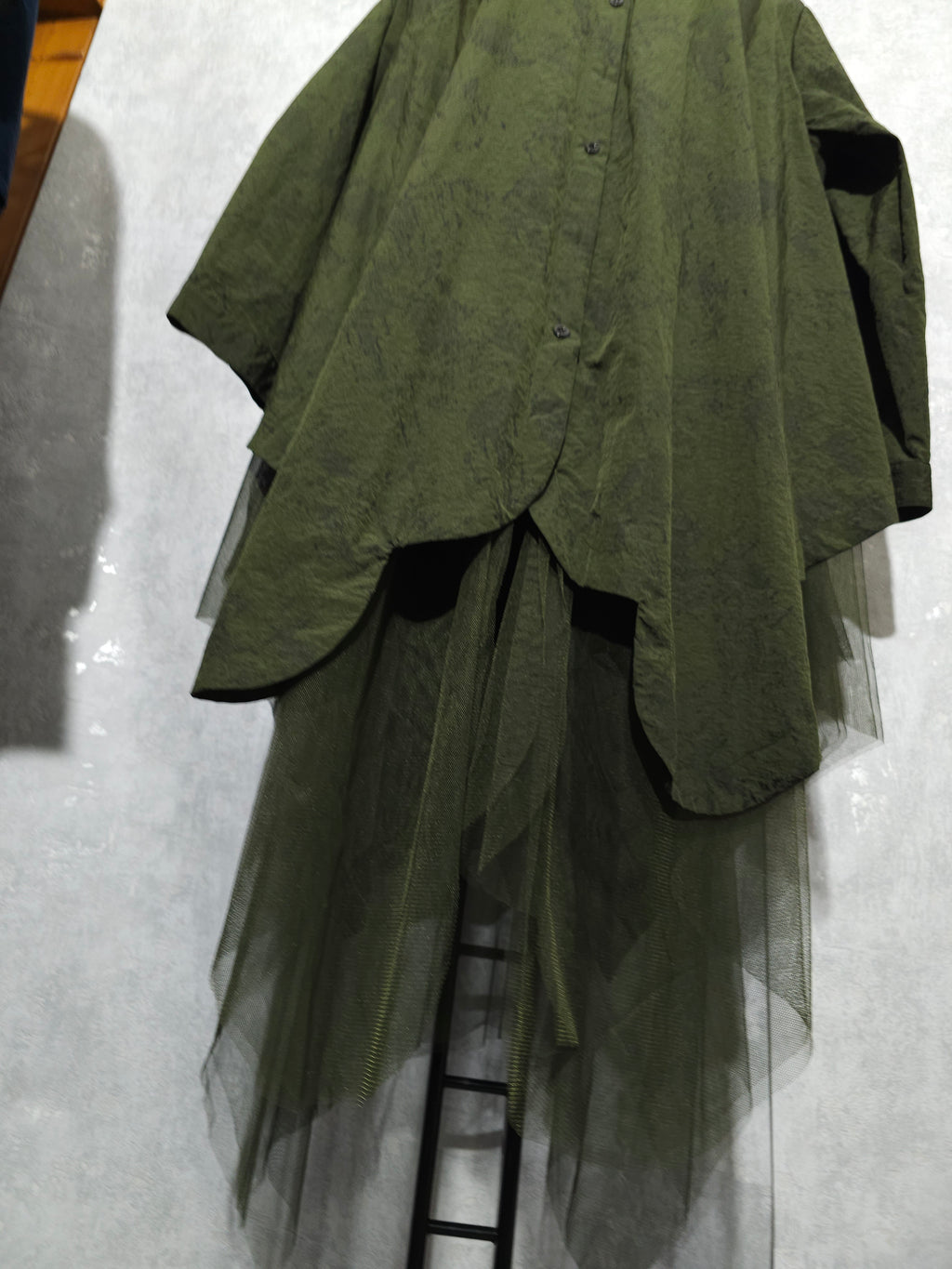 Lange Damen Tunika mit Tüll – Khaki | Oversize XXL–XXXL