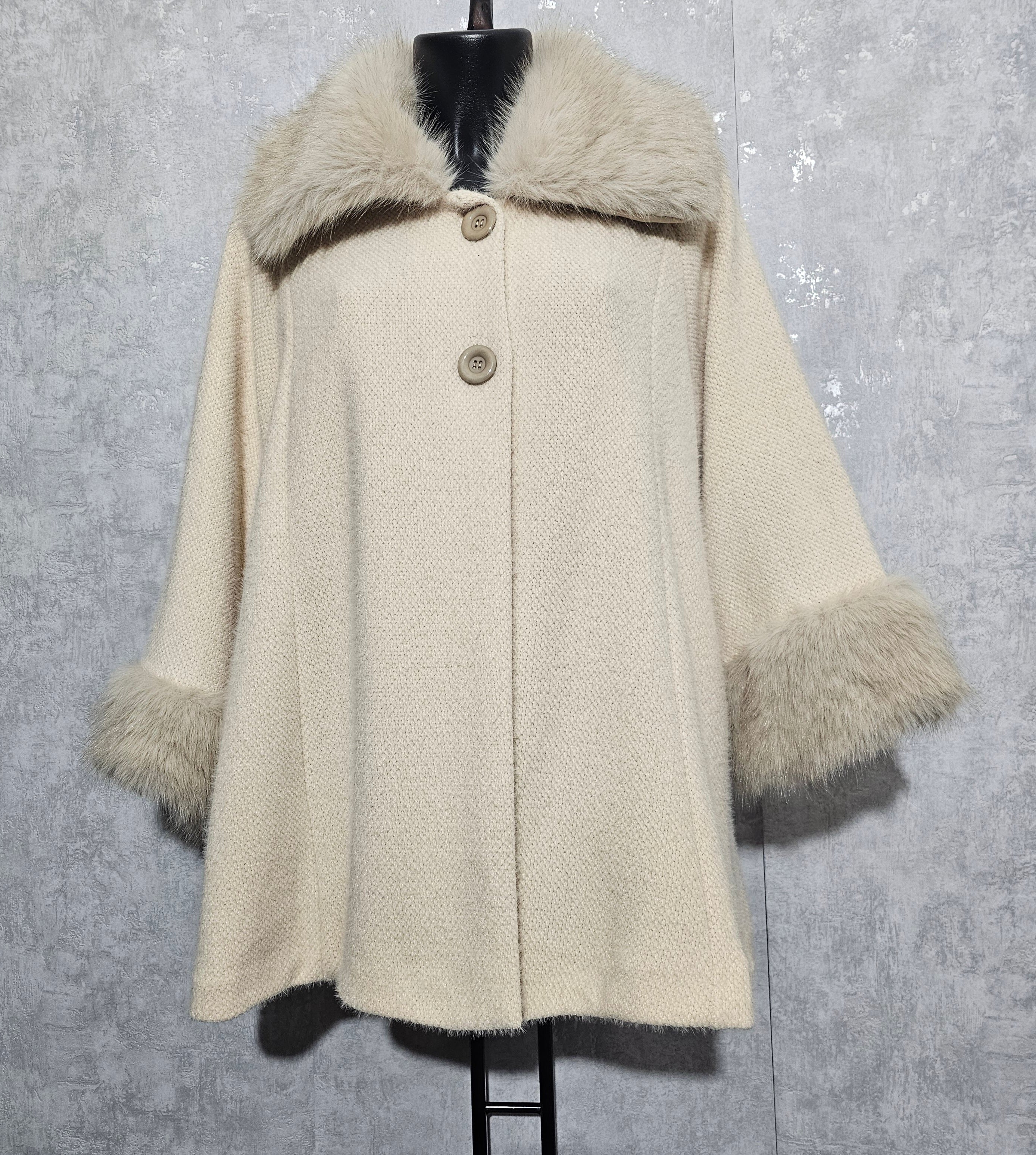 Elegante Damen-Winterjacke mit Kunstfell, Beige M-XXL