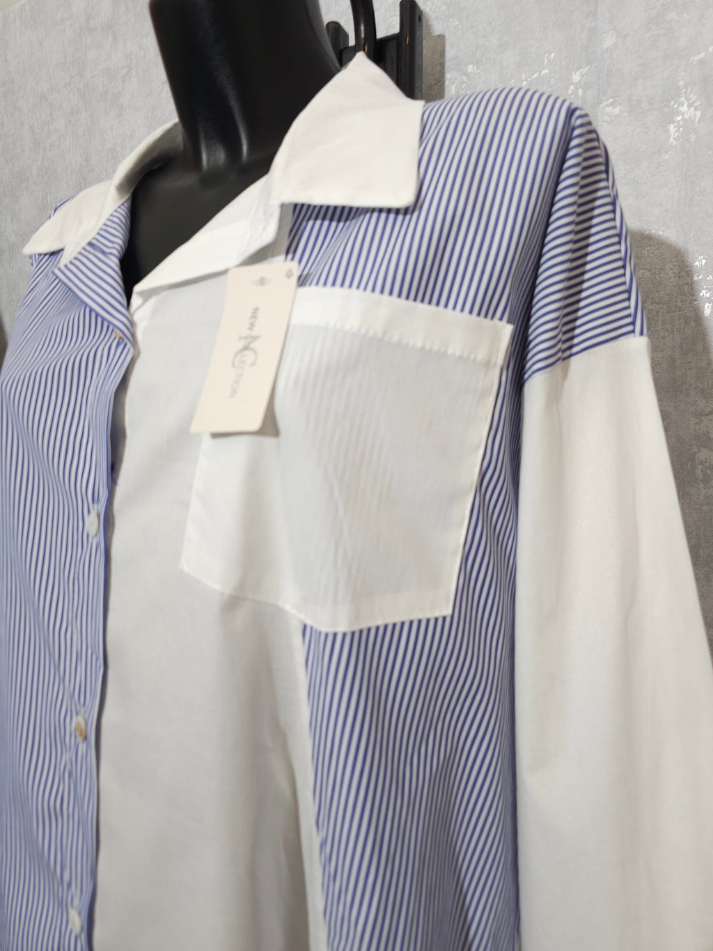 Oversize Damenbluse gestreift | Blau-Weiß | Lange Hemdbluse | Lockere Passform