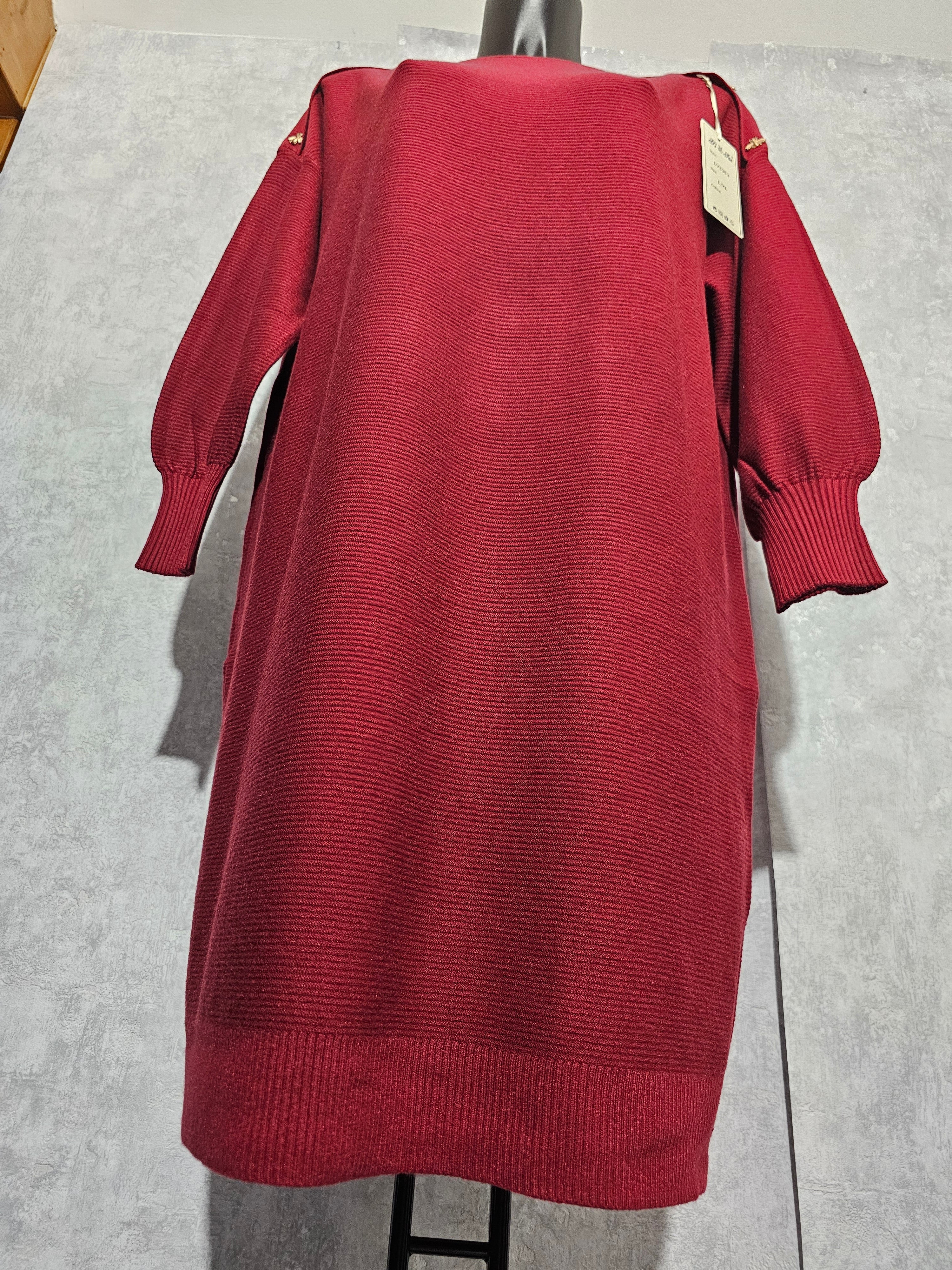 Oversize Strickkleid Damen • Elegant & Warm • Goldene Bienenknöpfe • L/XL – XL/XXL • Herbst/Winter • Premium Qualität – Bordeaux, Navy